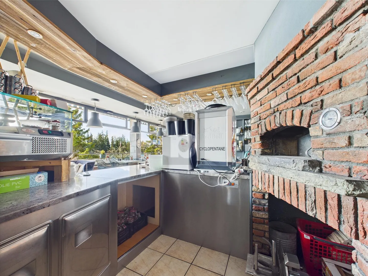 Edificio ad uso misto in affitto - Foto 4 di 6