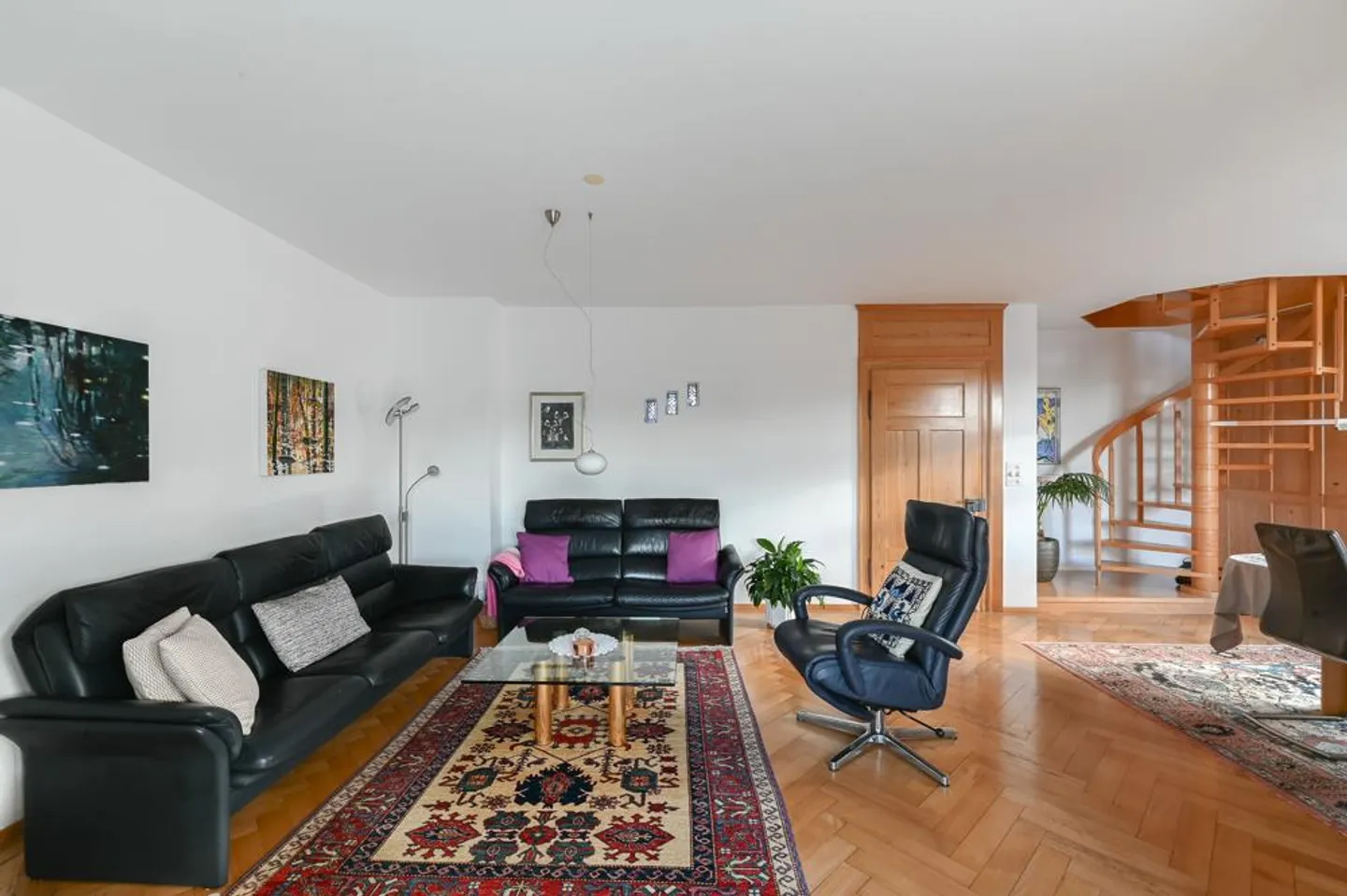 Élégance intemporelle : Villa Art Nouveau dans un quartier résidentiel privilégié - Photo 4 sur 7