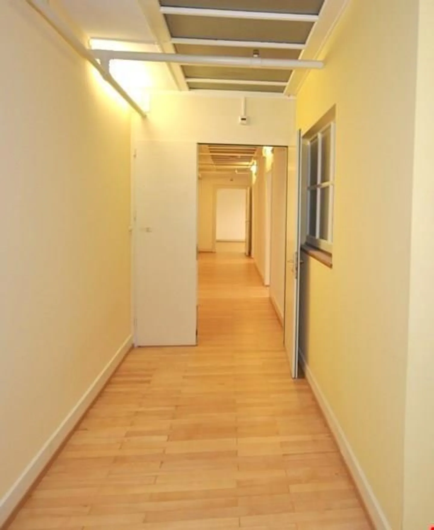 Ufficio singolo vicino alla stazione di Aesch - Foto 4 di 7