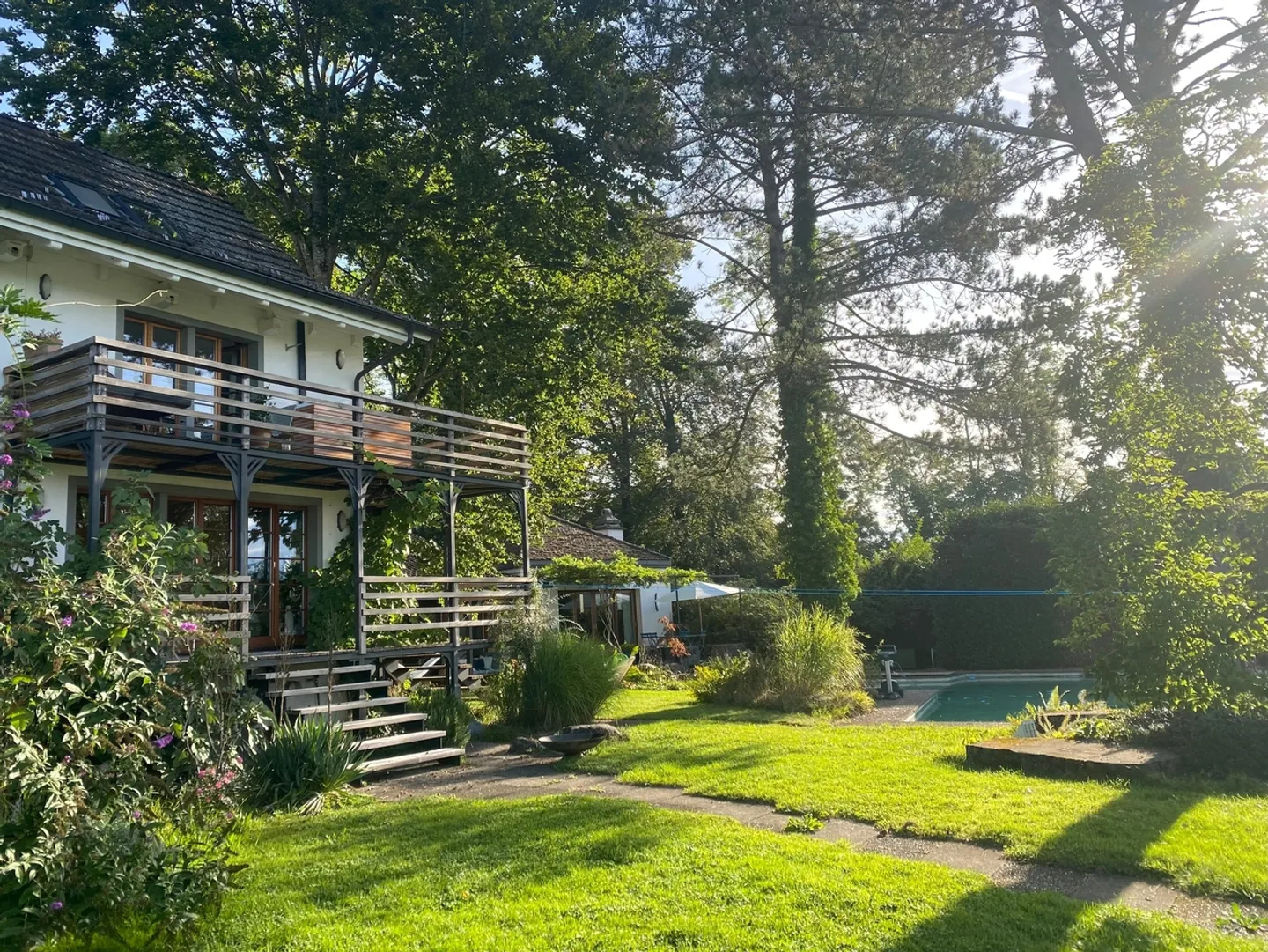 Maison de campagne idyllique avec vue sur le lac et les montagnes - Photo 10 sur 13