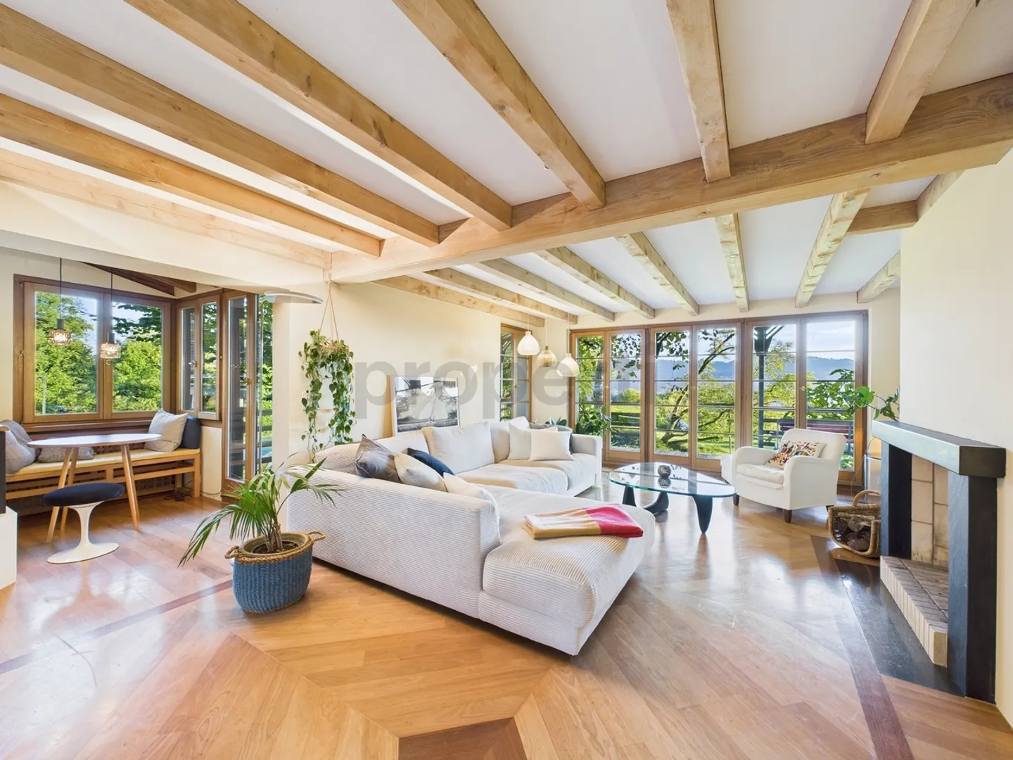 Maison de campagne idyllique avec vue sur le lac et les montagnes - Photo 12 sur 13