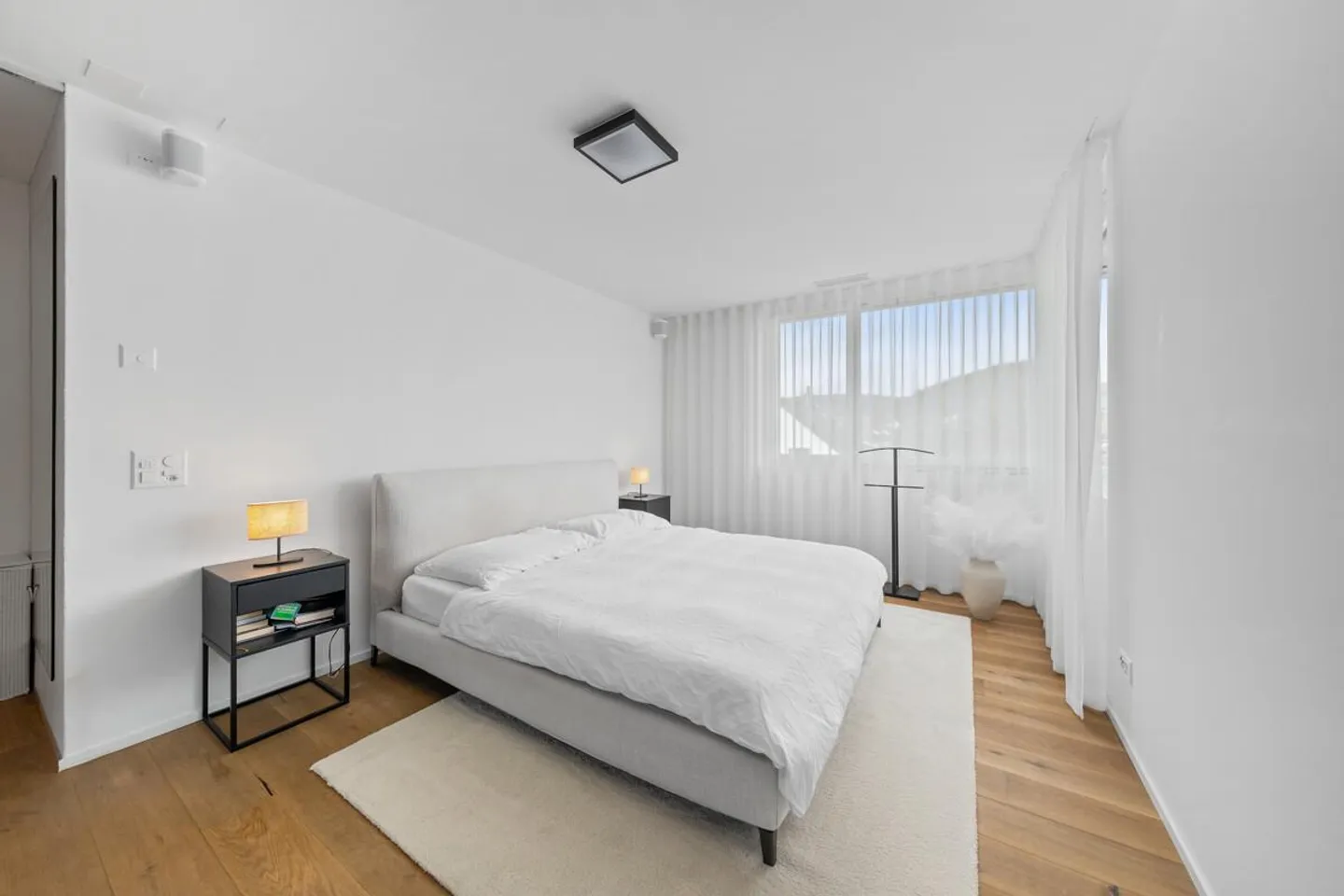 Top modern & exclusive condominium - Photo 8 of 12