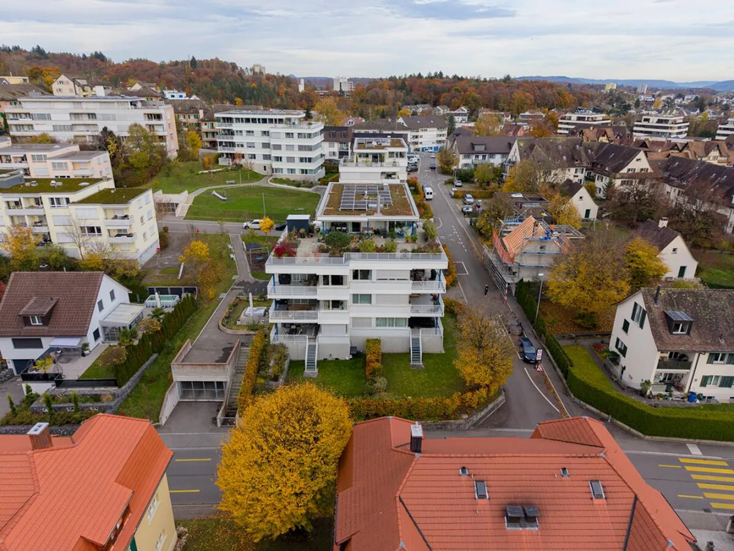 Top modern & exclusive condominium - Photo 10 of 12