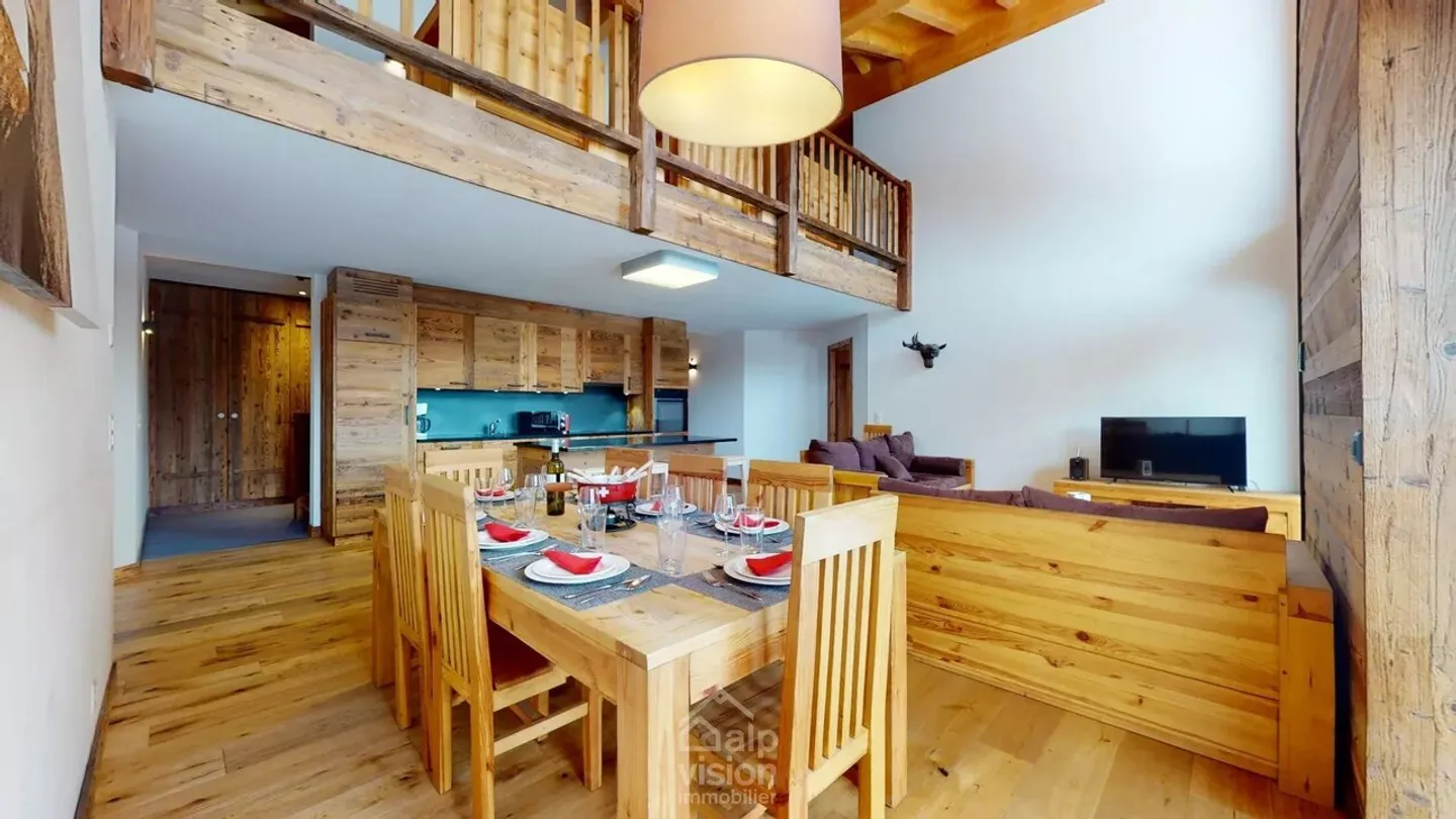 UNIQUE DUPLEX 5.5 ROOMS SKI IN / SKI OUT - Photo 2 of 13