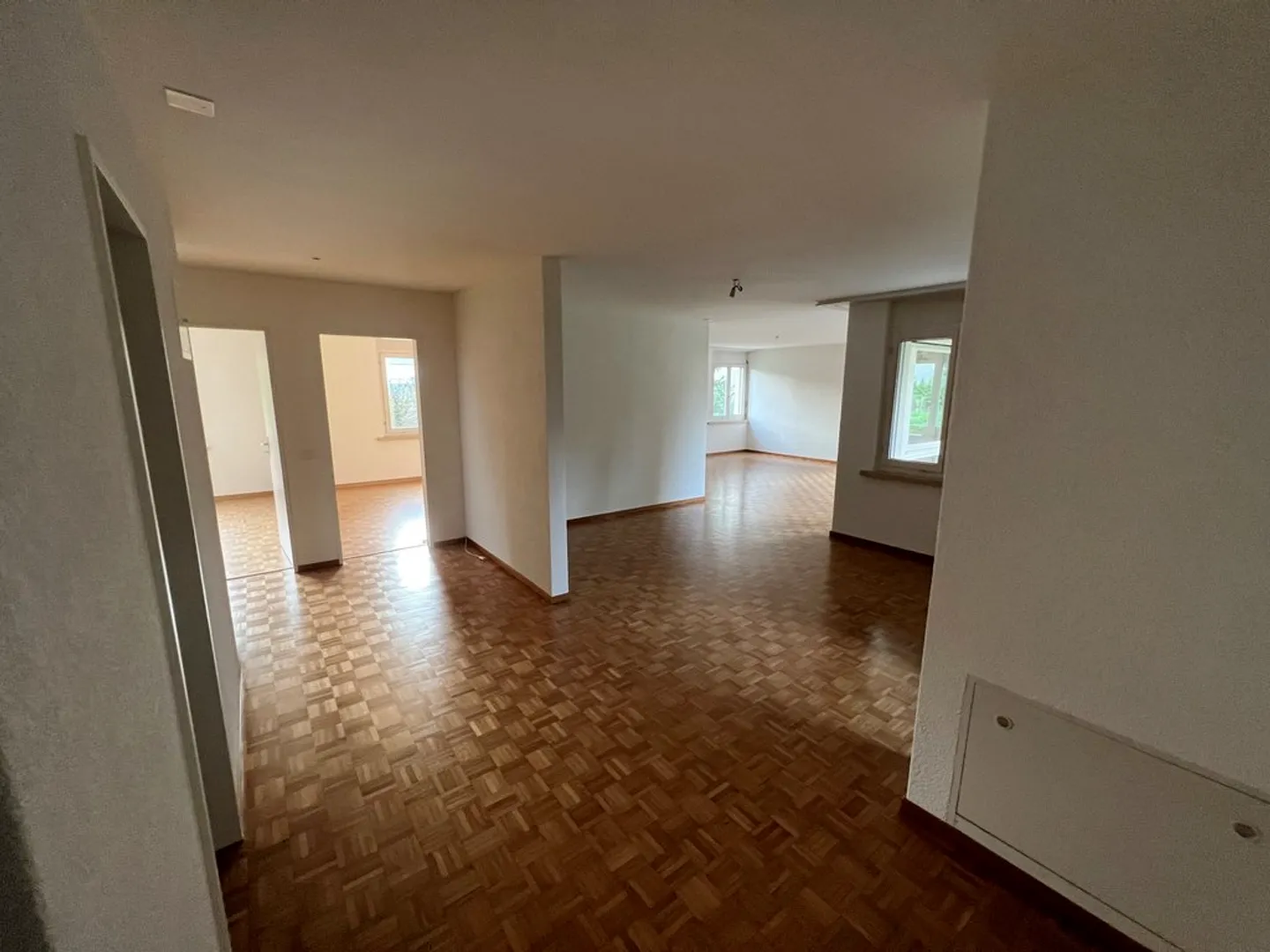 Geräumige Wohnung in Regensdorf - Foto 2 von 7