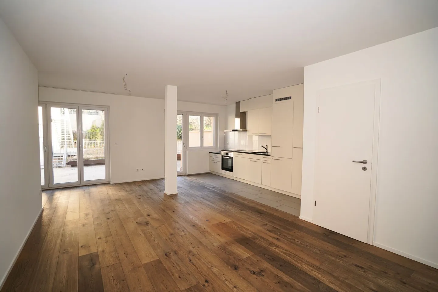 Appartamento 3.5 locali con grande terrazza, vicino al centro di Basilea - Foto 1 di 9