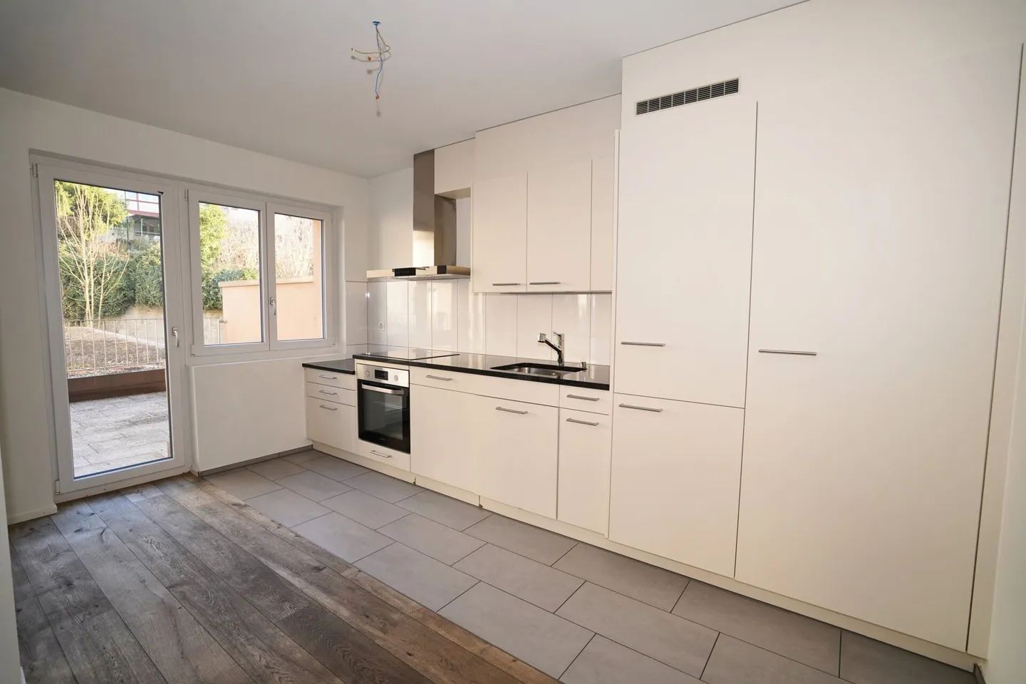 Appartamento 3.5 locali con grande terrazza, vicino al centro di Basilea - Foto 2 di 9