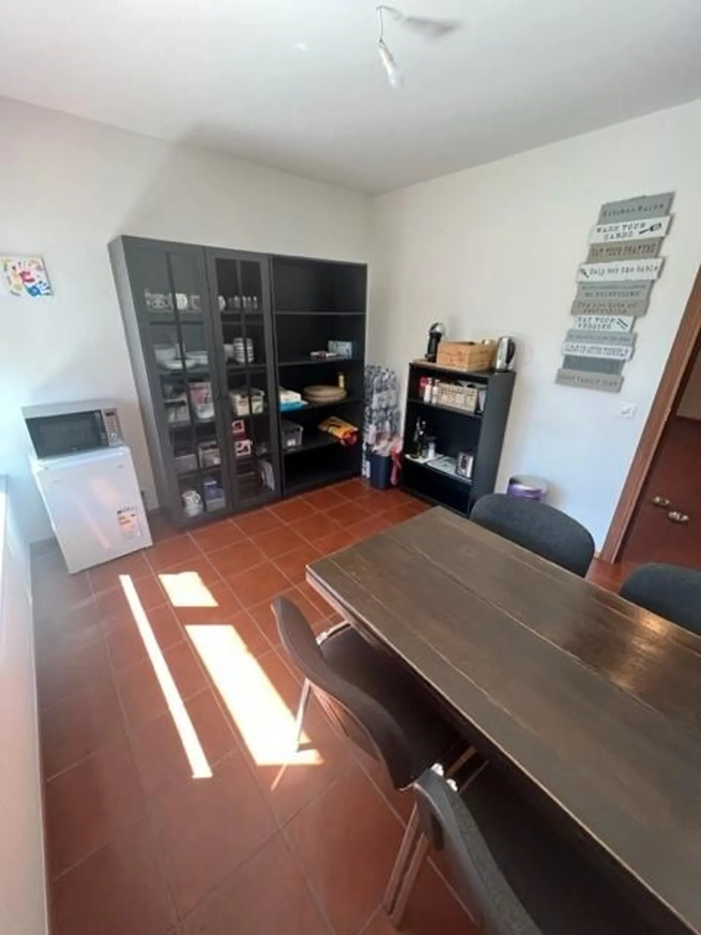 Bureau/Pratique médicale/Studio de beauté éventuellement déjà meublé - Photo 14 sur 16