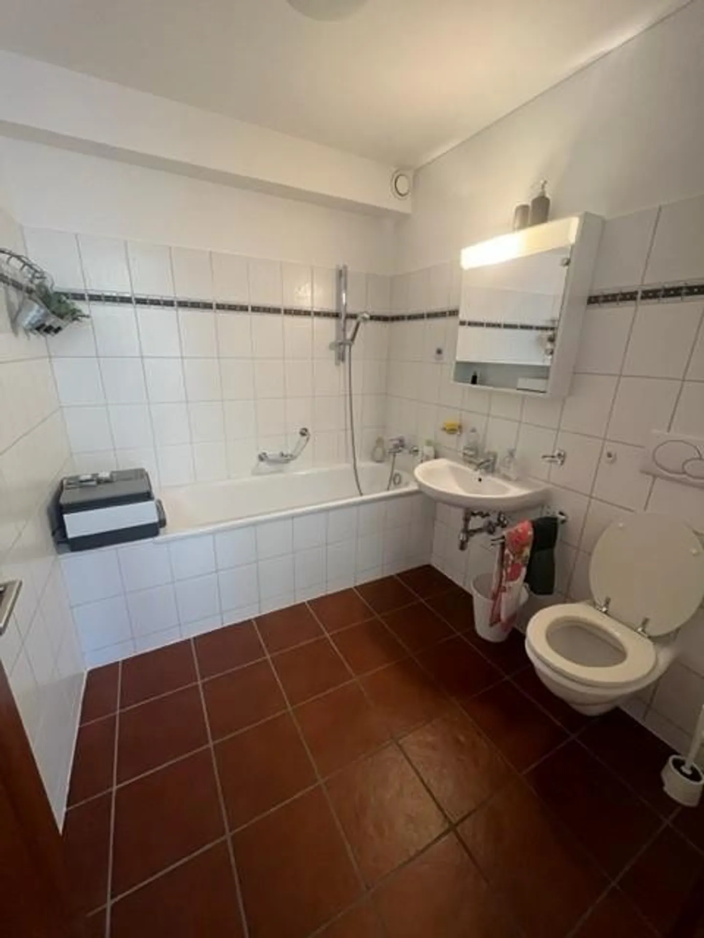Bureau/Pratique médicale/Studio de beauté éventuellement déjà meublé - Photo 16 sur 16