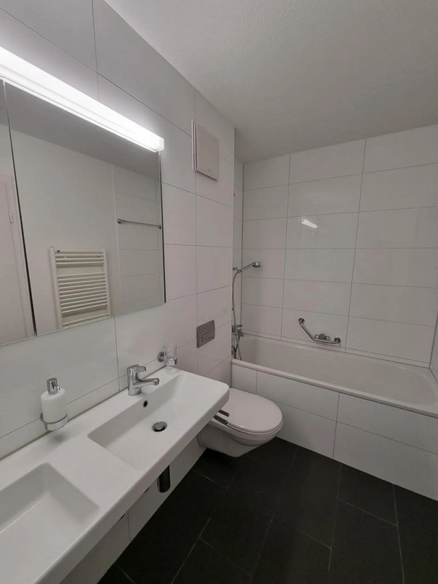 Appartement 4.5 pièces près de la zone de loisirs à louer - Photo 6 sur 9