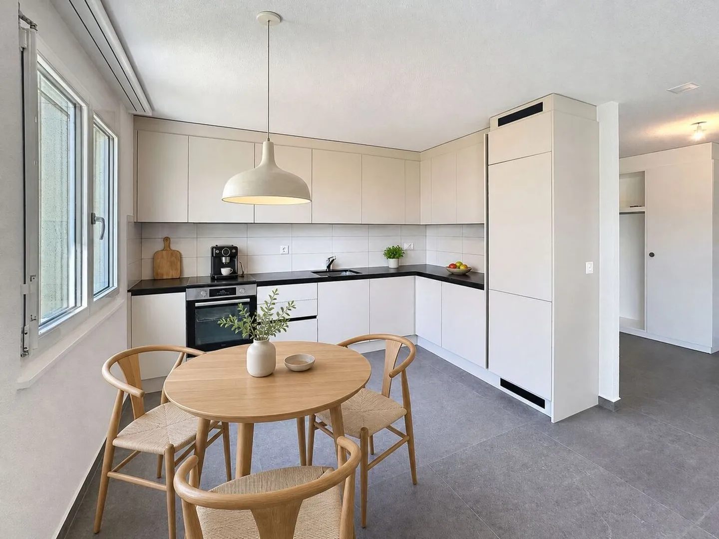 Sehr schöne renovierte 3,5-Zimmer-Wohnung mit Balkon - Foto 7 von 14