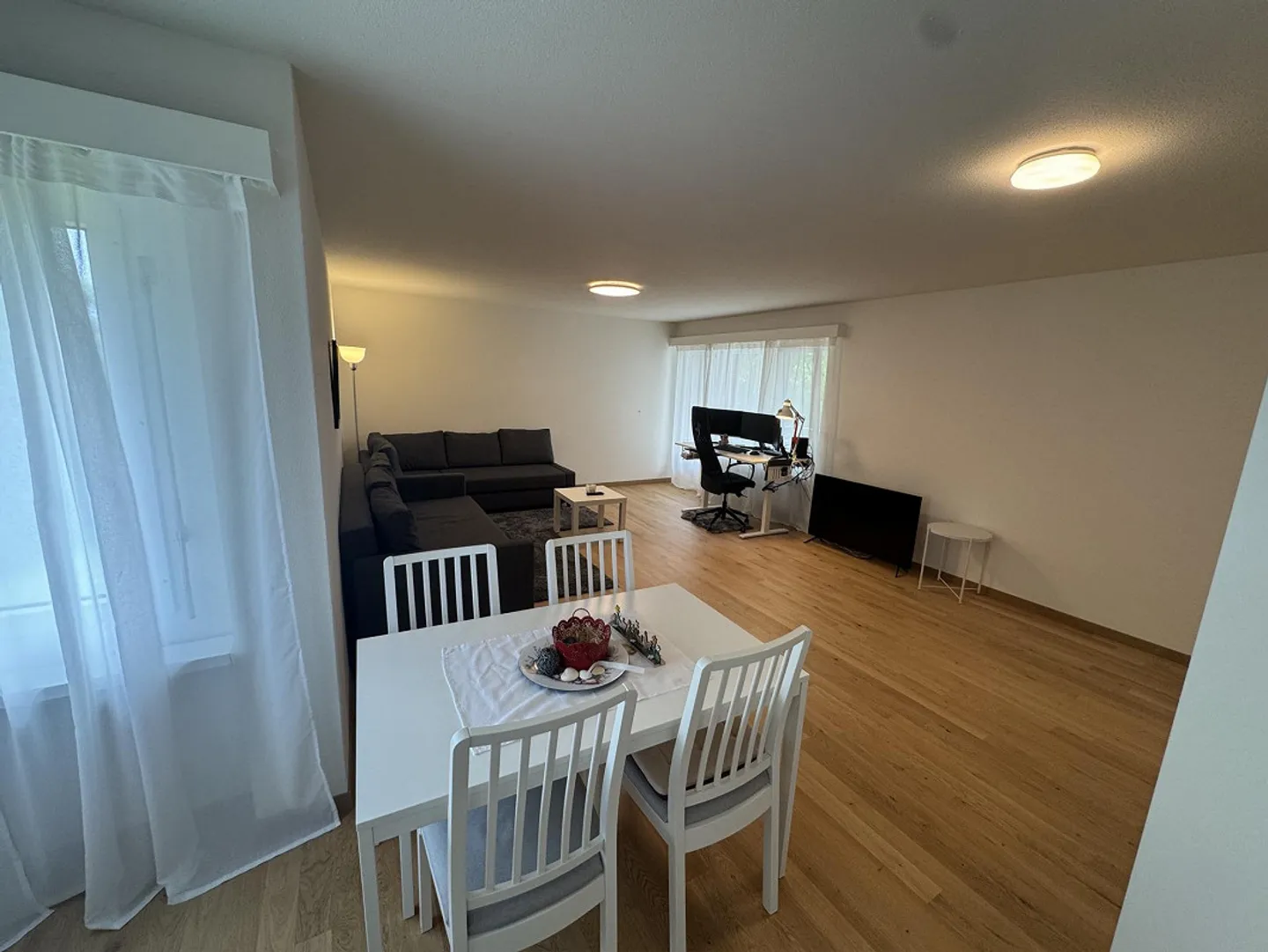 Charming 3.5-Room Apartment - Photo 8 of 16