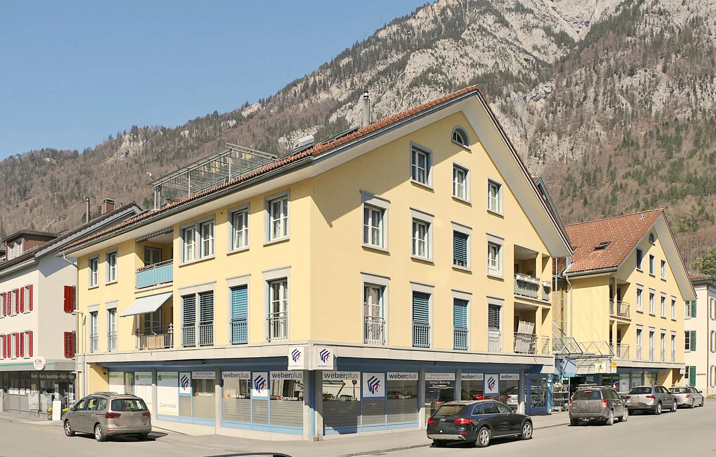 Spazio commerciale attraente, completamente affittato al piano terra - Foto 1 di 5