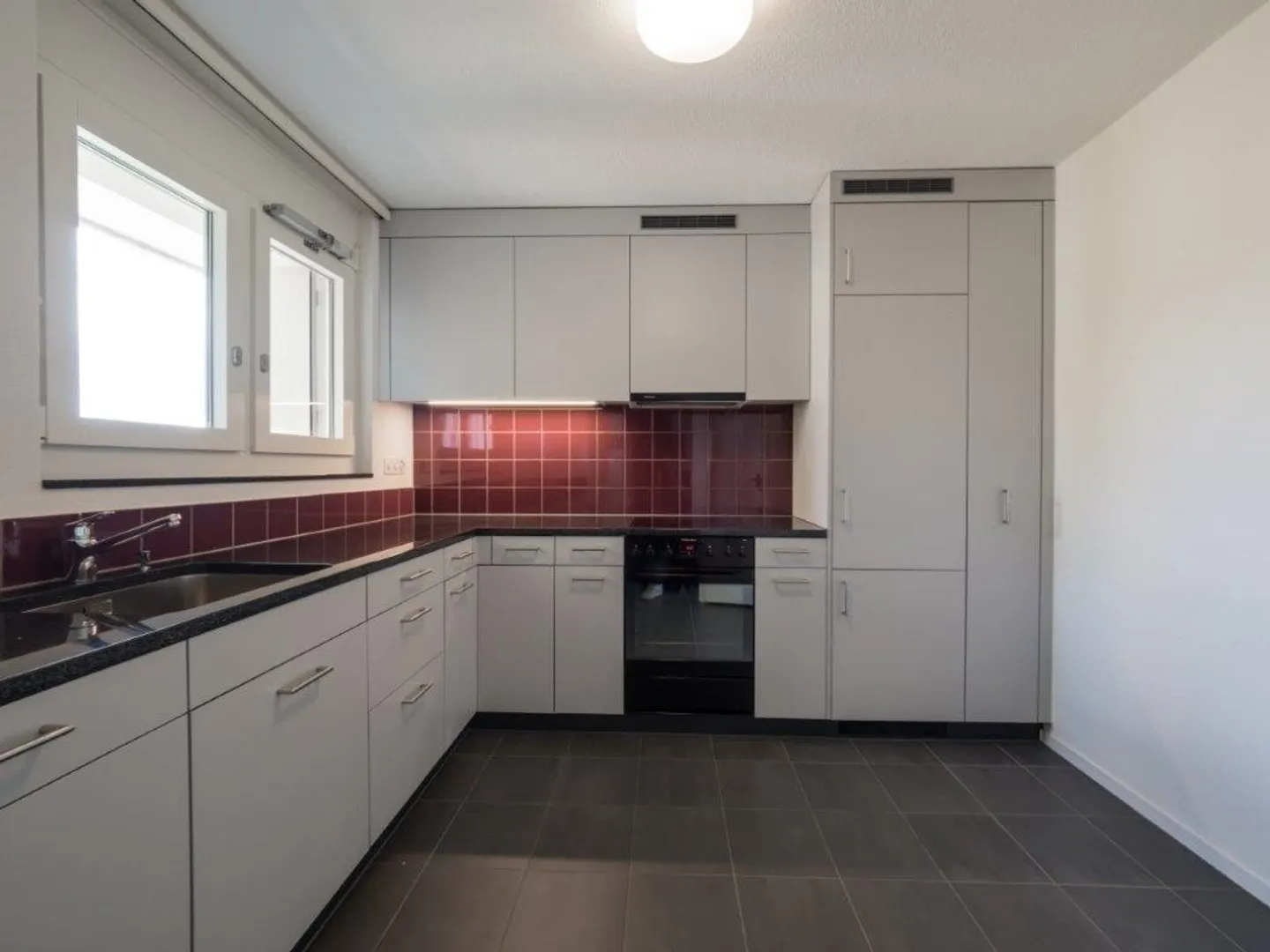 LOUER SANS CAUTION - Vivre dans le quartier populaire de Balsberg - Photo 2 sur 7