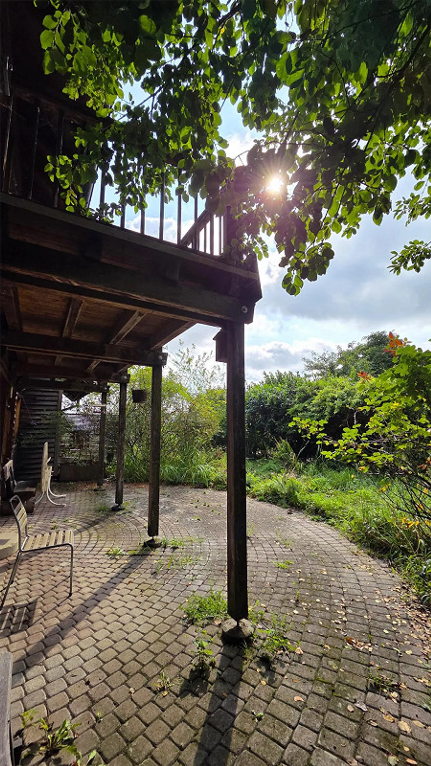 Detached single-family house with a separate apartment and many extras - Photo 21 of 22