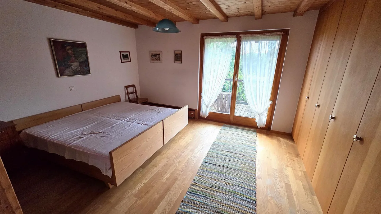 Detached single-family house with a separate apartment and many extras - Photo 10 of 22