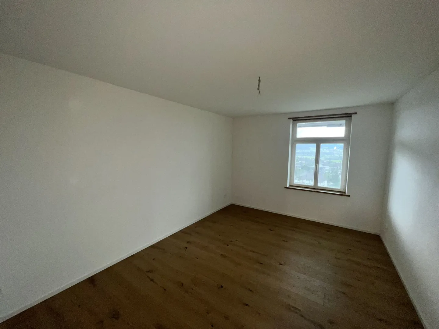 Calm, Green & Panoramic View - 5-Room Maisonette Apartment in a Special Location - Photo 8 of 11