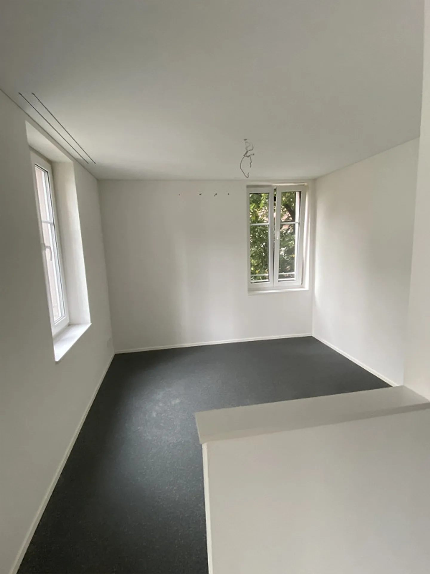 Appartamento moderno e luminoso di 2 locali con ampio balcone lato sud di 7,5 m2 - Foto 6 di 9