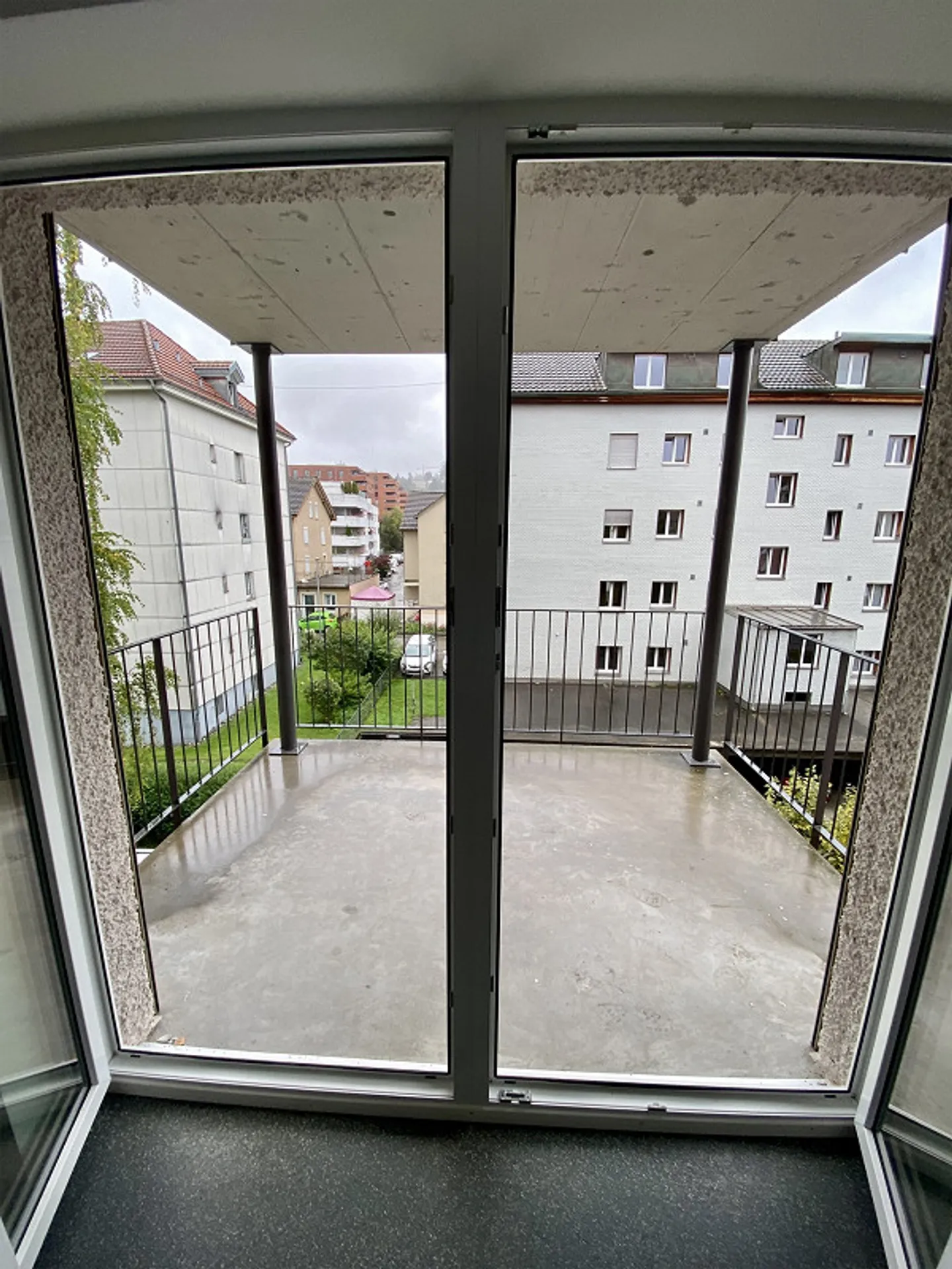 Appartamento moderno e luminoso di 2 locali con ampio balcone lato sud di 7,5 m2 - Foto 9 di 9