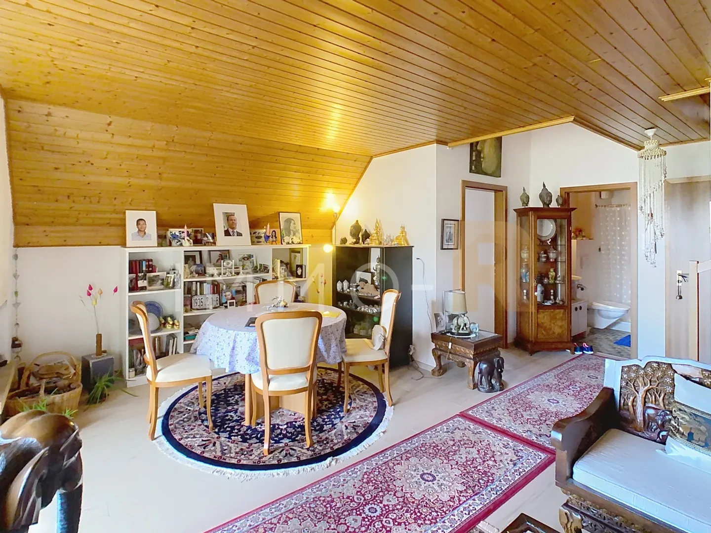 Ampio appartamento di 2,5 stanze con galleria - Foto 4 di 12