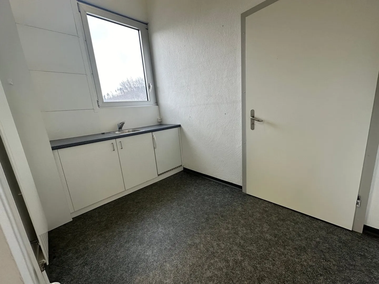 Helle Gewerbefläche im 1. OG an der Sagmattstrasse 13 - Foto 4 von 11