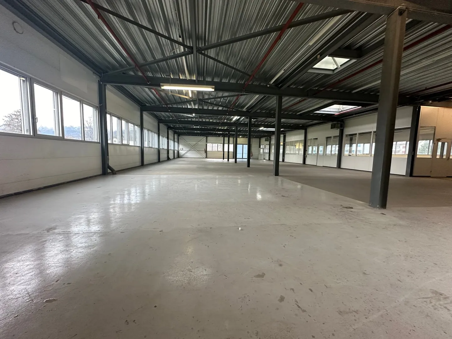 Helle Gewerbefläche im 1. OG an der Sagmattstrasse 13 - Foto 11 von 11