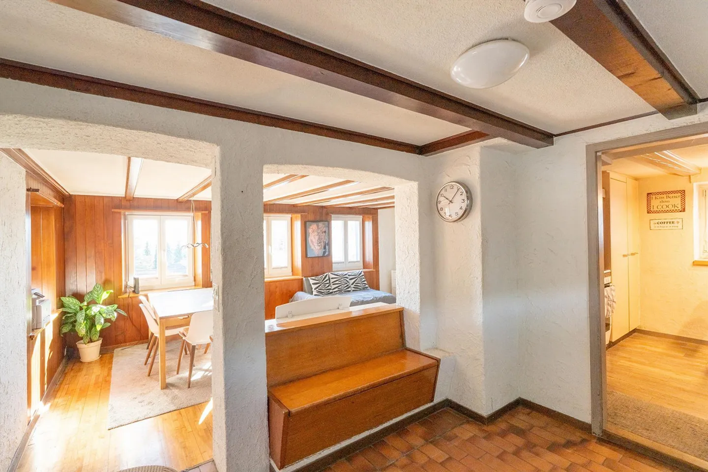 Charmante maison individuelle dans un quartier résidentiel exclusif - Photo 3 sur 16