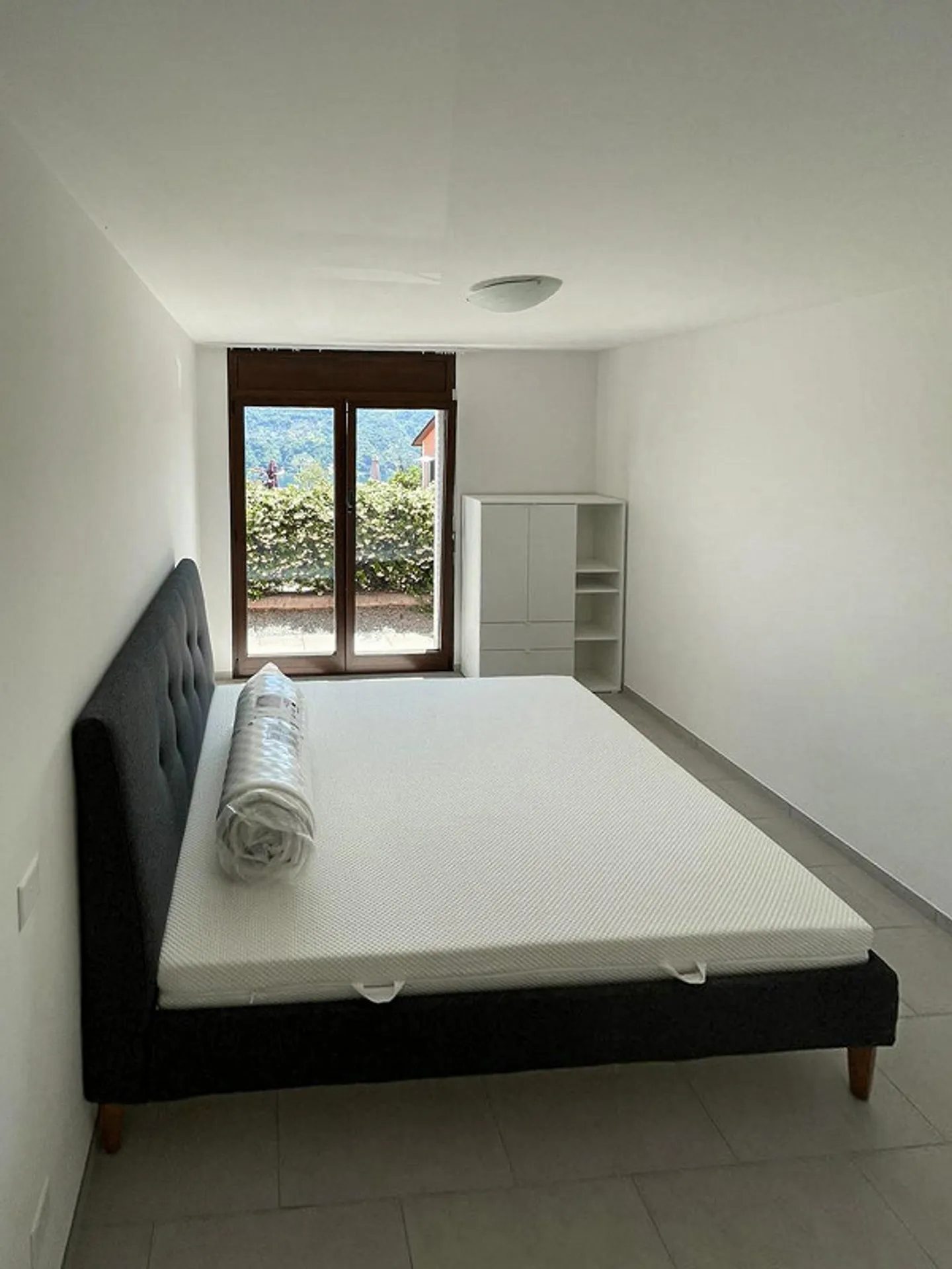Appartement lumineux 3.5 pièces à Vernate - Photo 3 sur 6