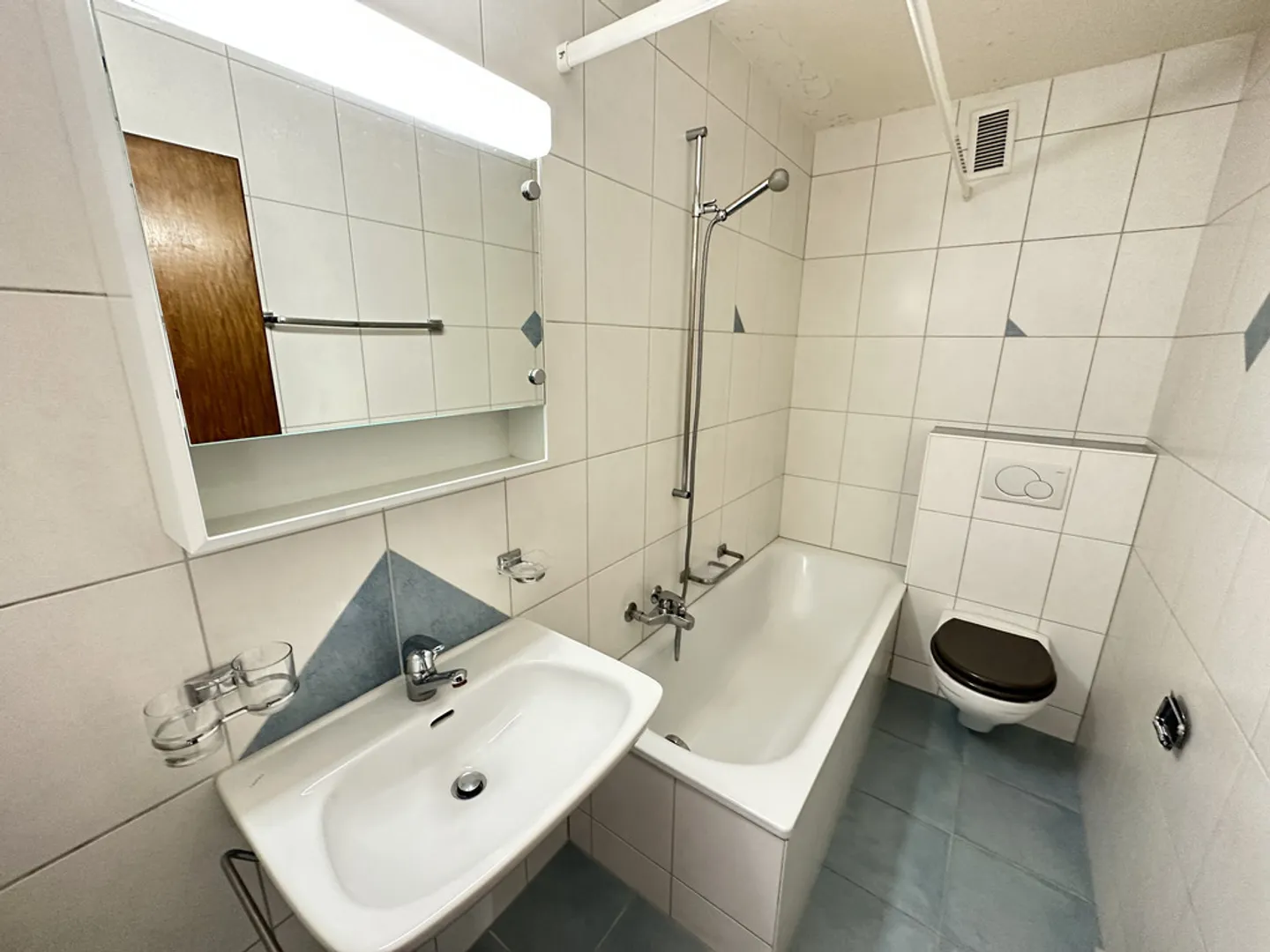 Appartement Charmant avec Balcon - Photo 5 sur 8