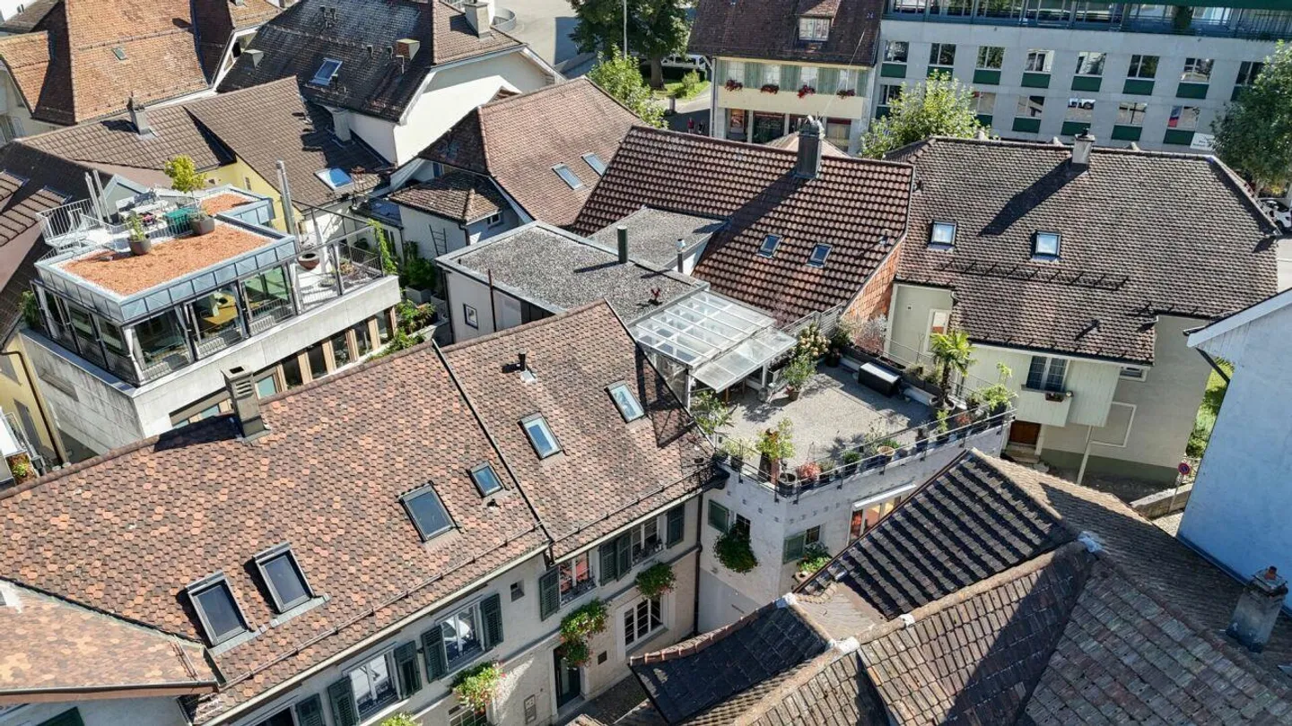 Duplex apartment in old building style with dream terrace & expansion potential - Photo 19 of 22