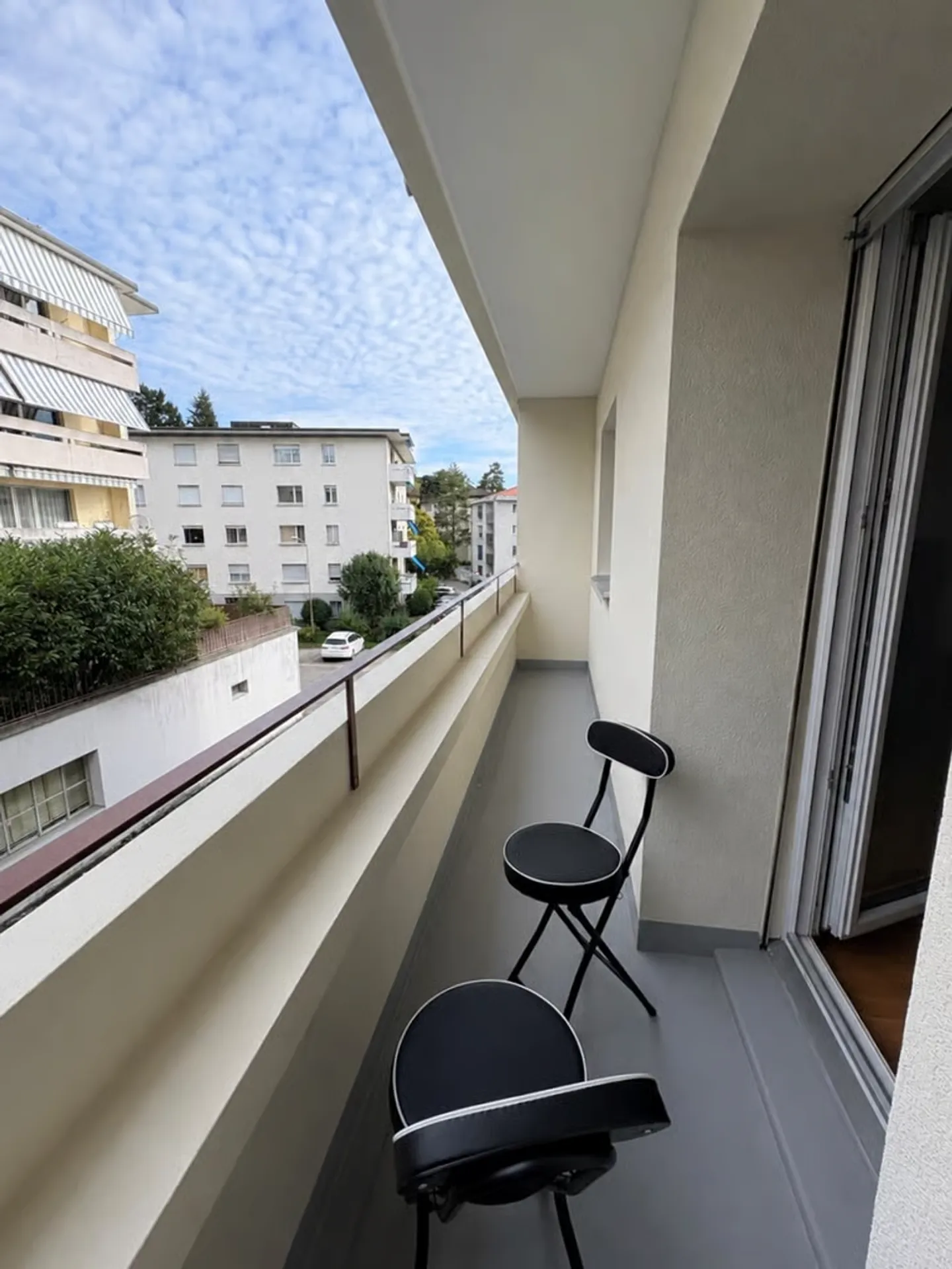Charmant studio rénové avec balcon dans le quartier de Chailly - Foto 2 von 5