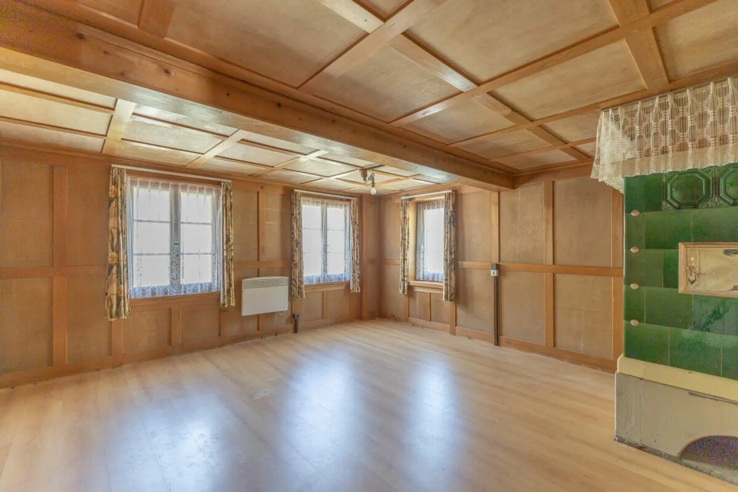 Maison semi-détachée de 5,5 pièces dans un quartier résidentiel calme - Photo 4 sur 13