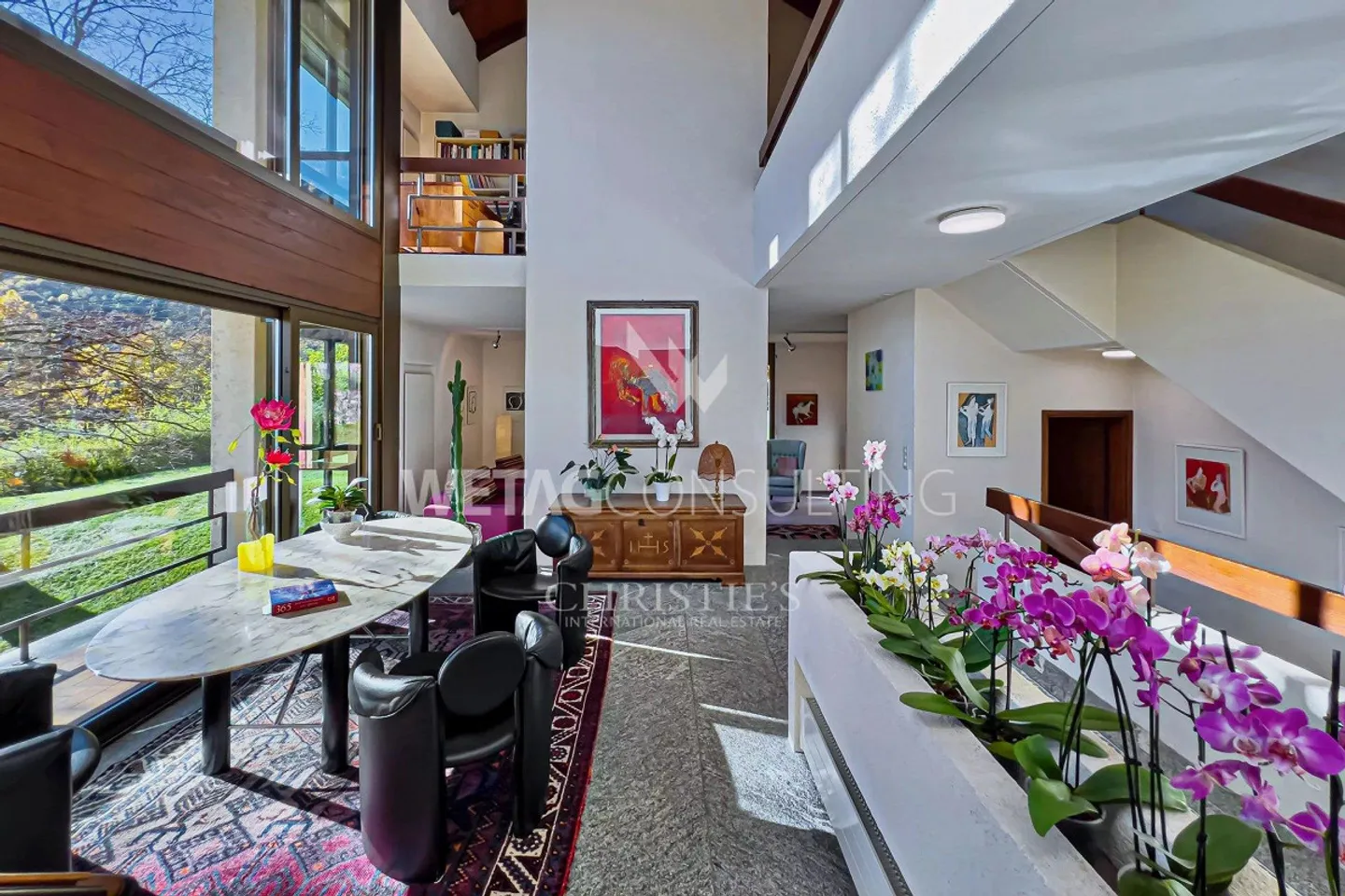 Elegante & moderne Villa mit Innenpool zu verkaufen in Crana, auch ... - Foto 3 von 13