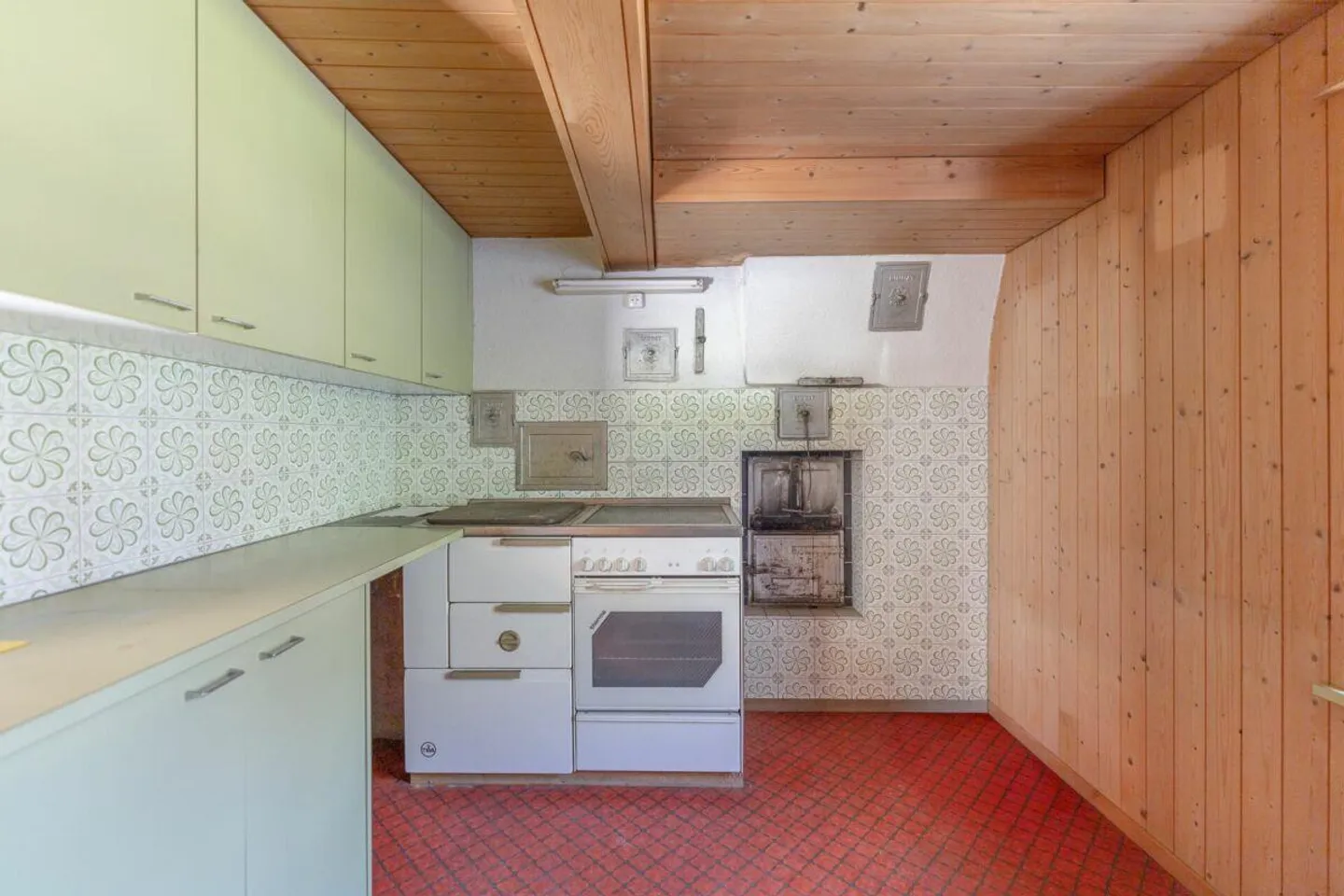 Maison semi-détachée de 5,5 pièces dans un quartier résidentiel calme - Photo 5 sur 13
