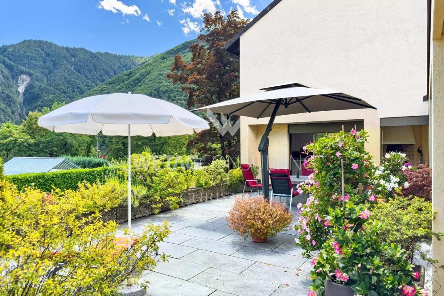 Elegante & moderne Villa mit Innenpool zu verkaufen in Crana, auch ... - Foto 11 von 13