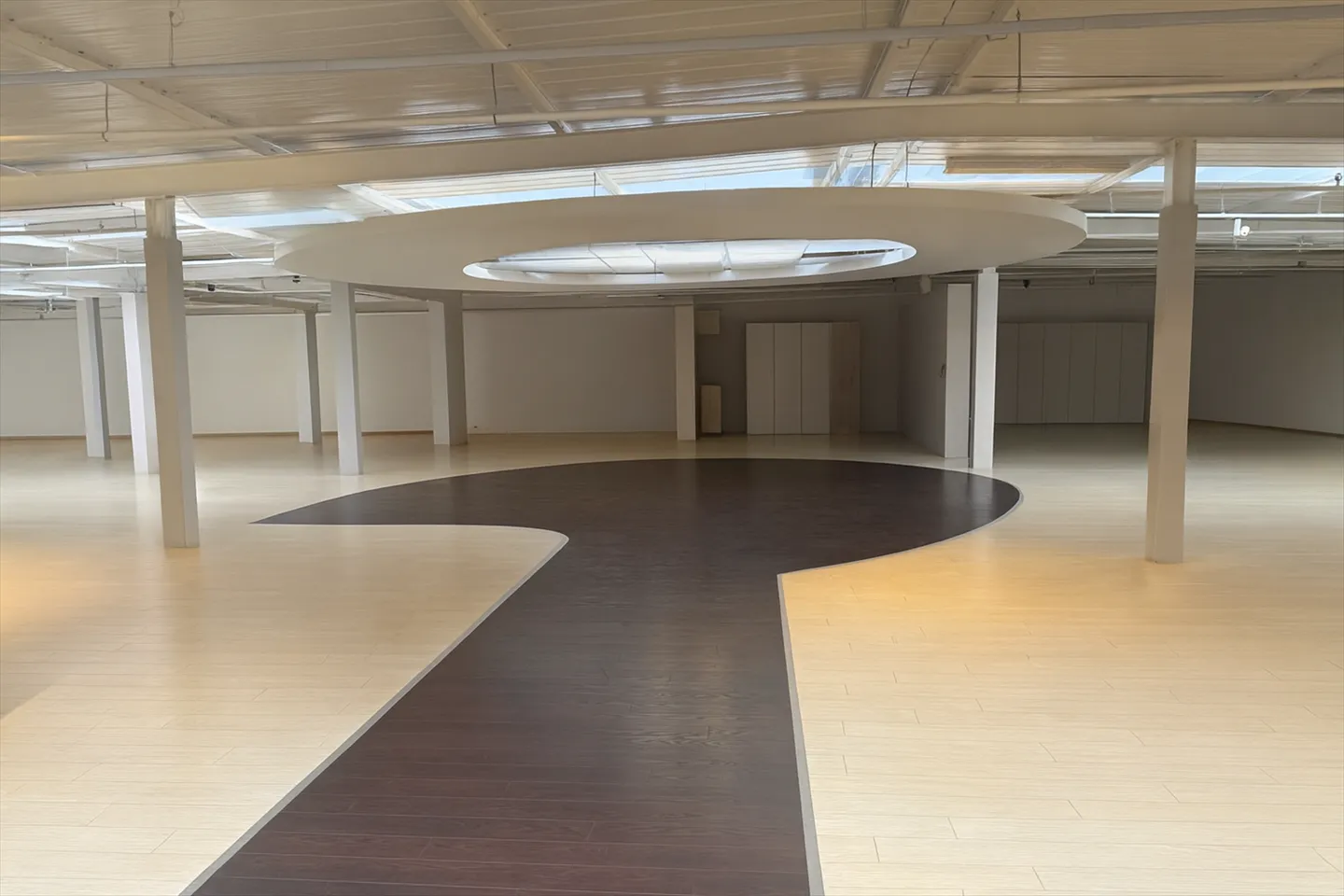 Commerce - Photo 10 of 11