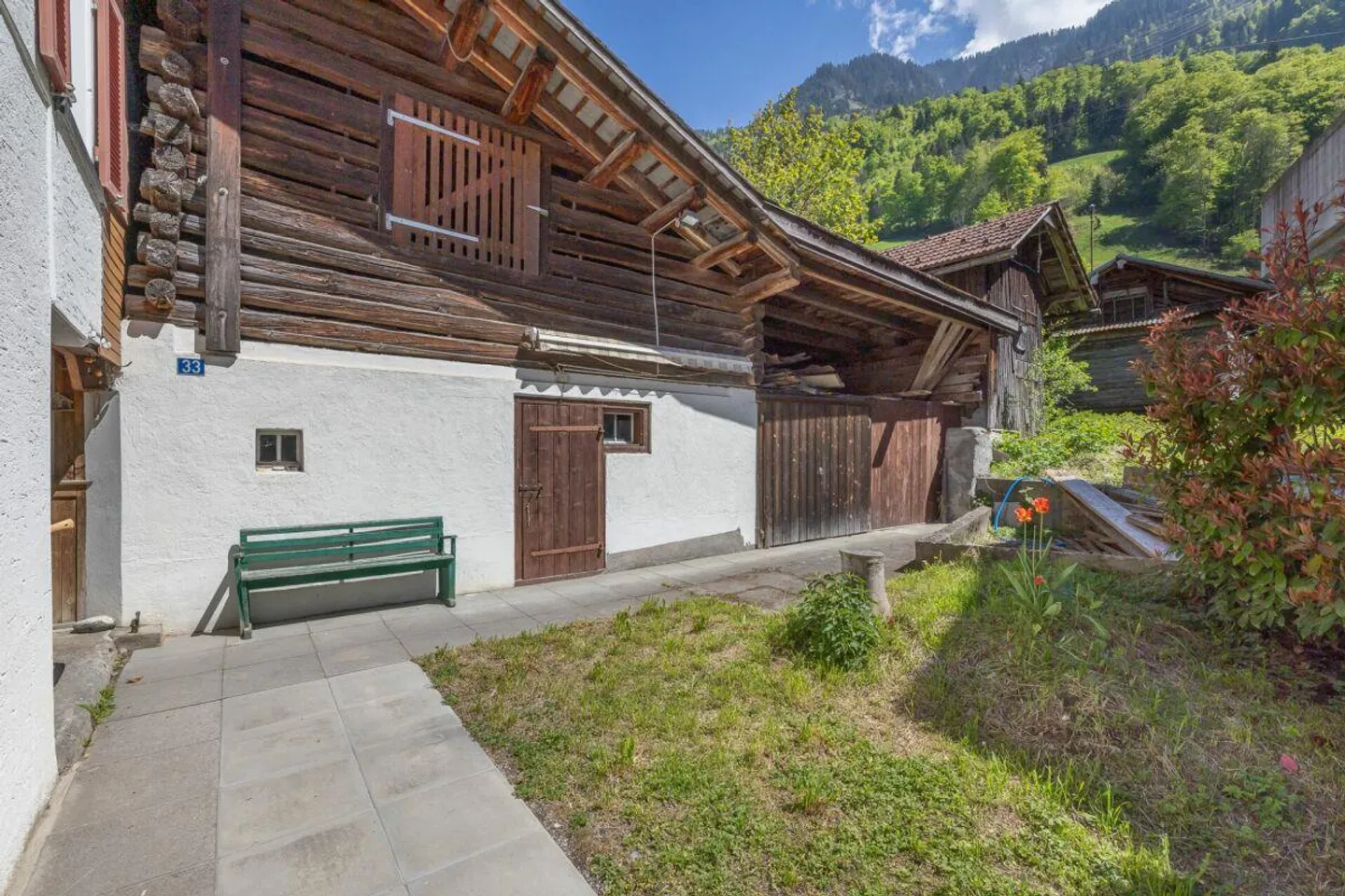 Maison semi-détachée de 5,5 pièces dans un quartier résidentiel calme - Photo 11 sur 13