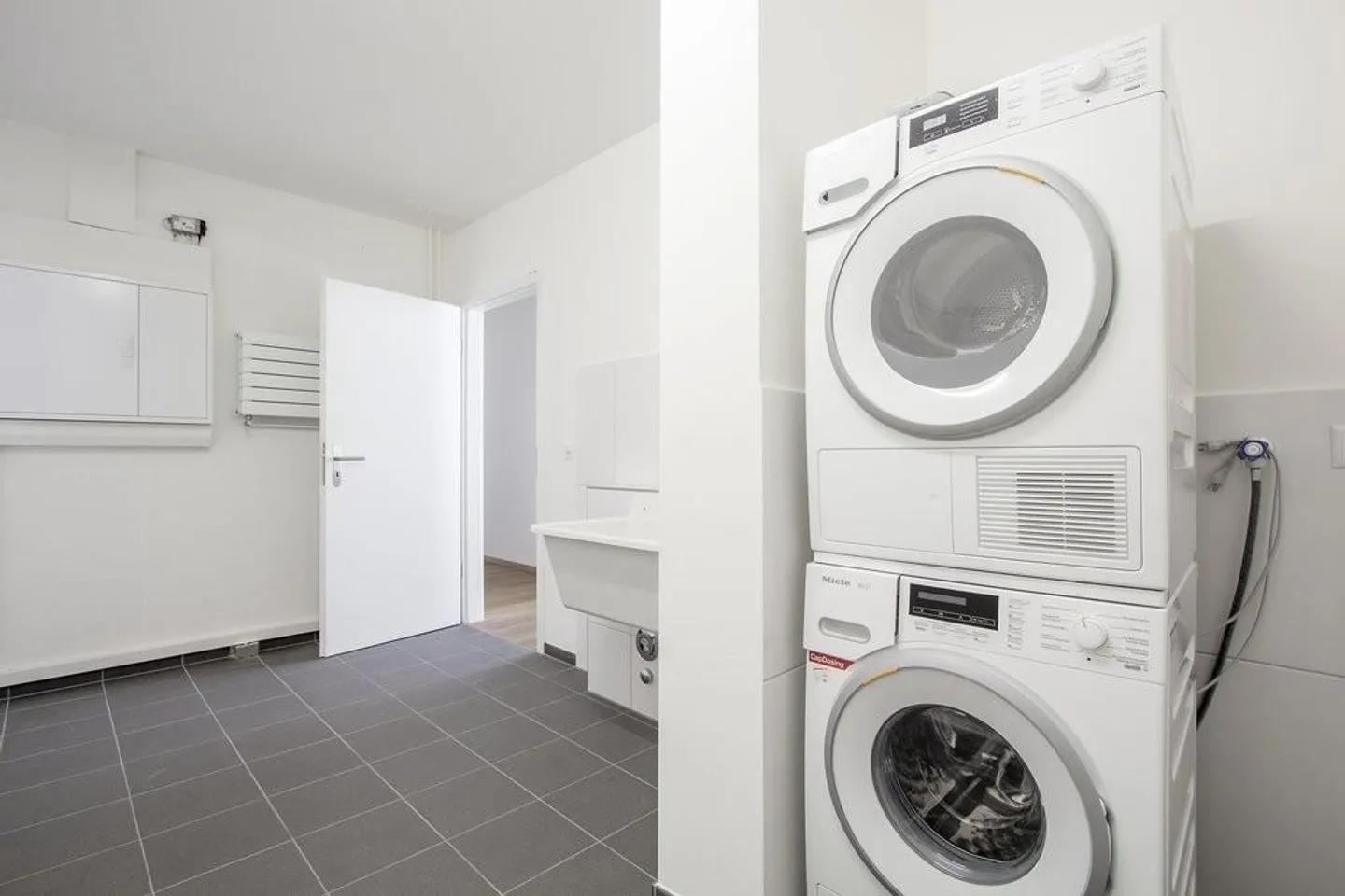 Einfamilienhaus mieten - Foto 6 von 12