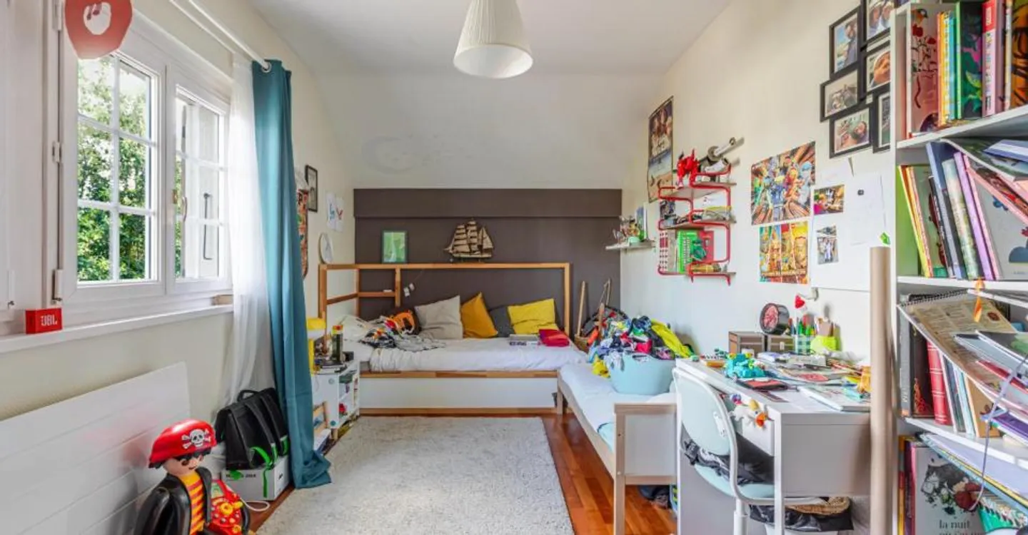 Maison Familiale Charmante à Chêne-Bourg - Photo 8 sur 12