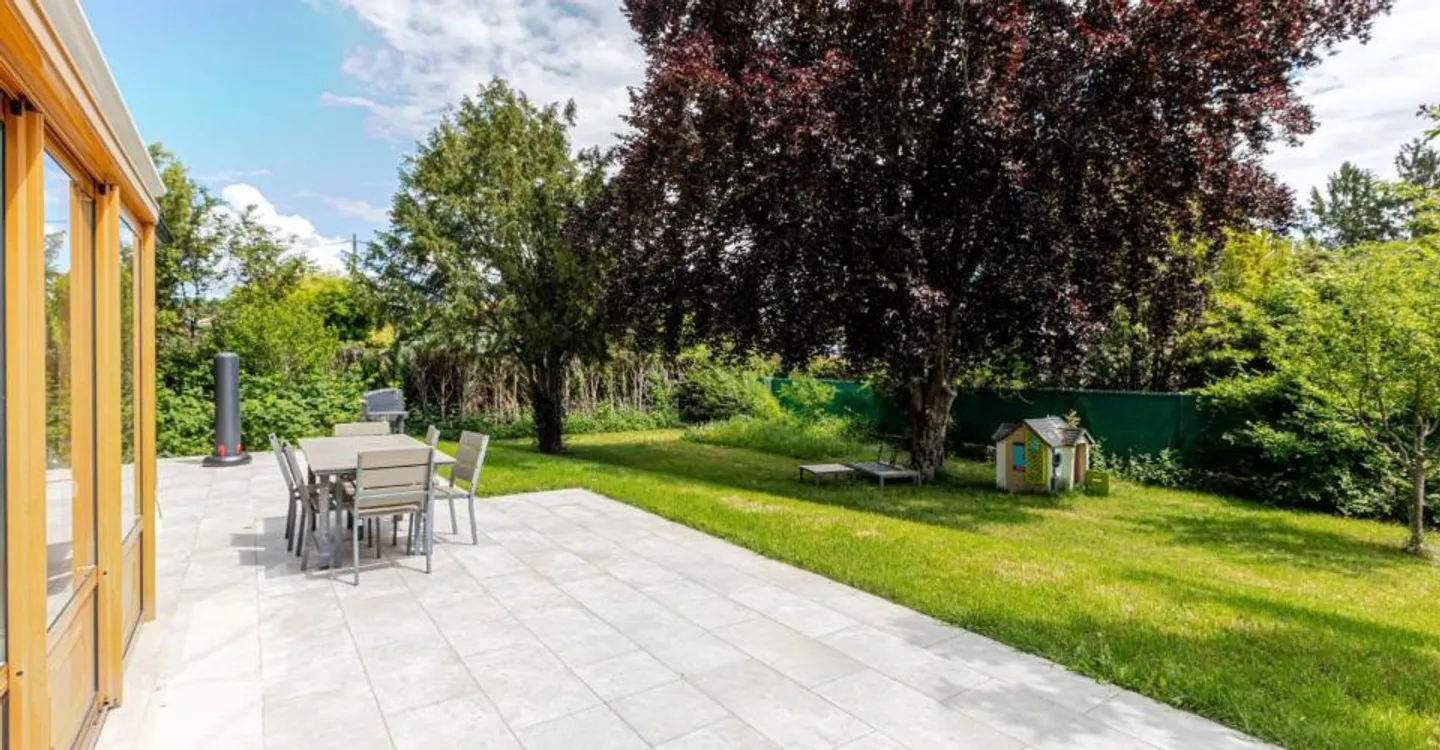 Maison Familiale Charmante à Chêne-Bourg - Photo 10 sur 12