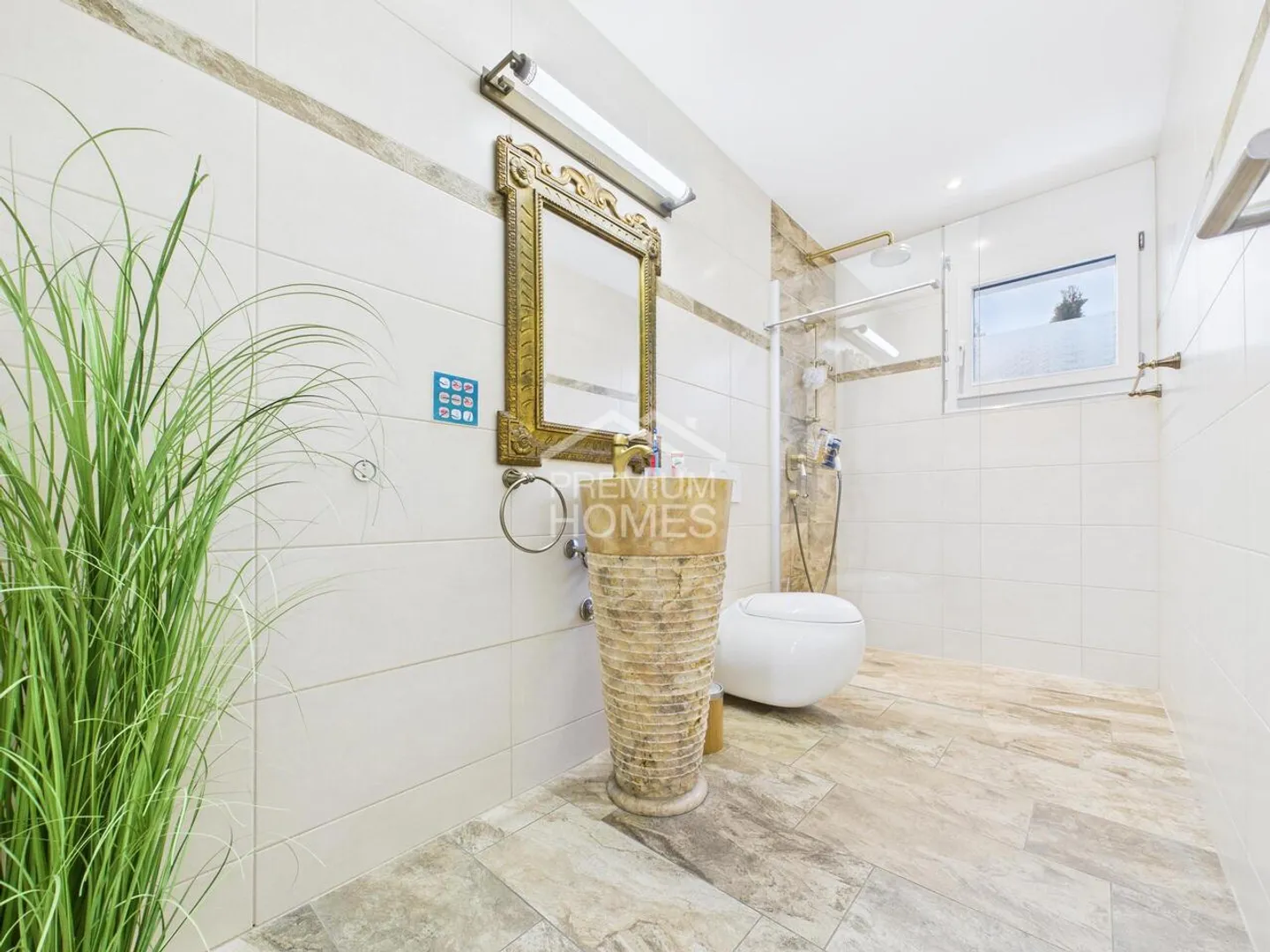 Charming Family Home in Quiet Area - Photo 7 of 13