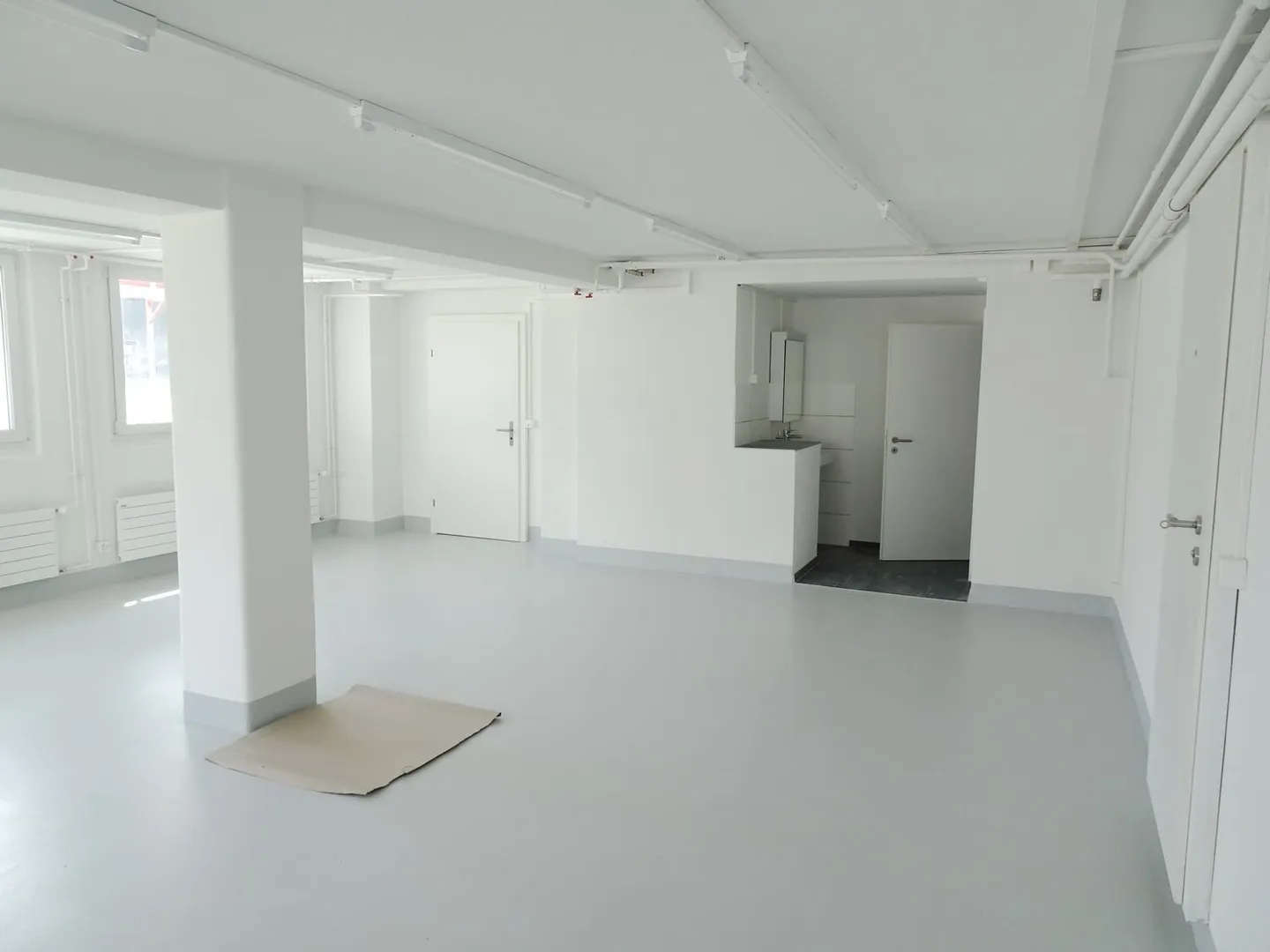 Espaces commerciaux et de stockage dans un emplacement idéal à Olten - Photo 10 sur 13