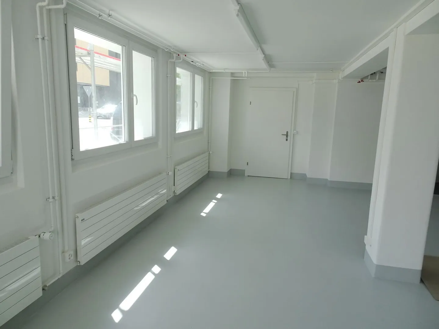 Espaces commerciaux et de stockage dans un emplacement idéal à Olten - Photo 2 sur 13