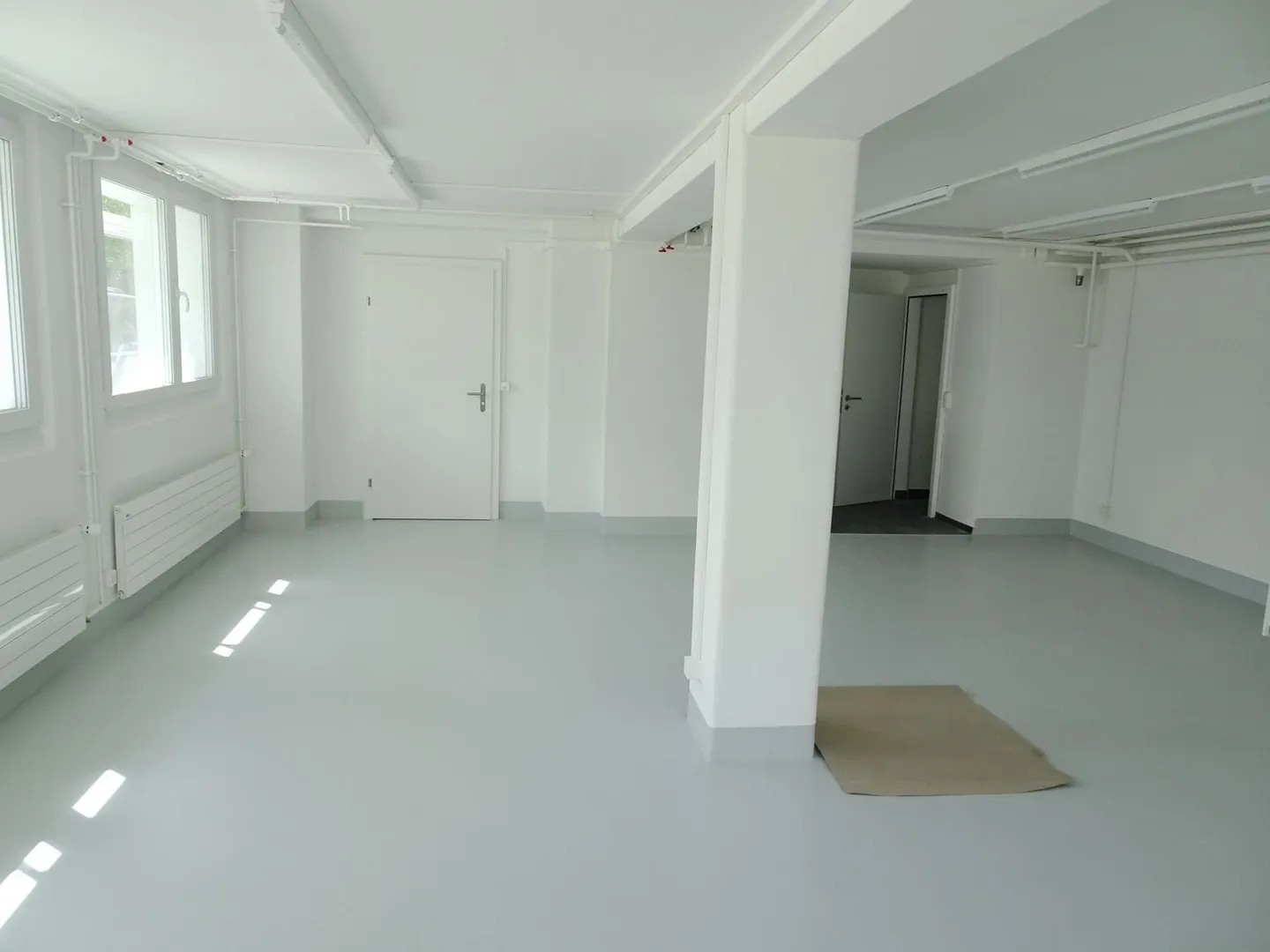 Espaces commerciaux et de stockage dans un emplacement idéal à Olten - Photo 3 sur 13