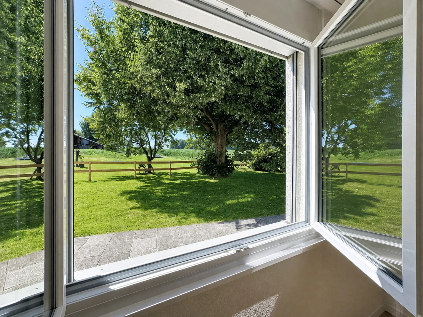 Sehr schöne renovierte 4,5-Zimmer-Wohnung mit Garten - Foto 9 von 13