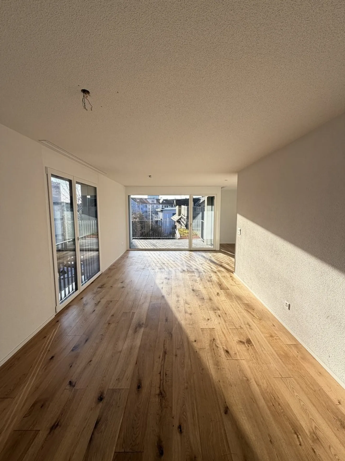 Exclusive 4.5-room new apartment on the 2nd floor approx. 111.6 m2 GFA - Photo 3 of 12