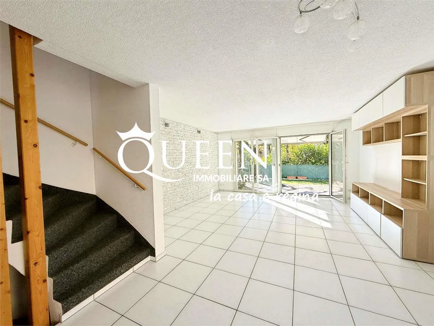 Caslano : villa semi-indépendante, 5.5 pièces, 133 m², jardin, plage - Photo 4 sur 13