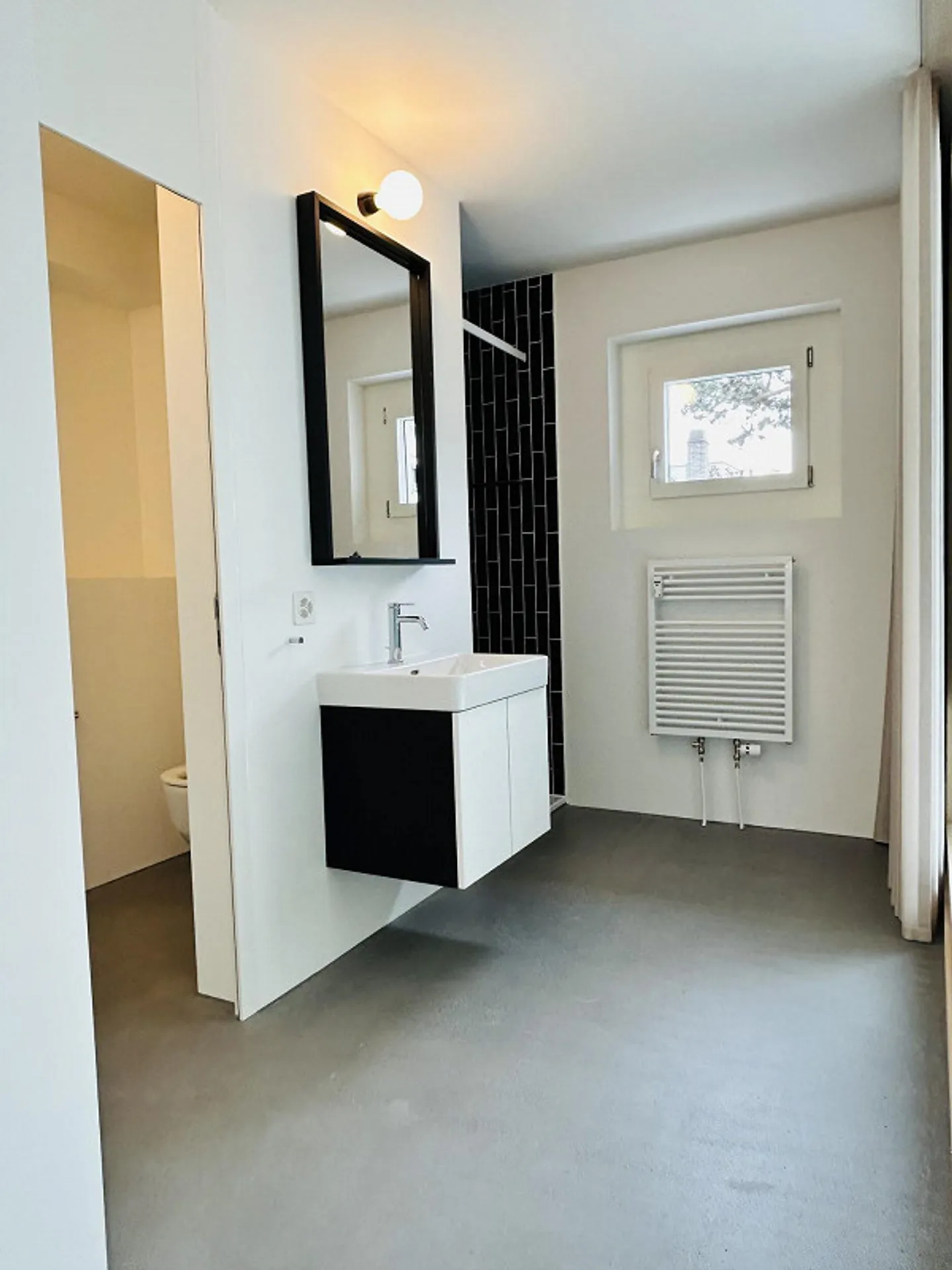 Your 2.5 room apartment directly on the Rhine - Photo 3 of 11