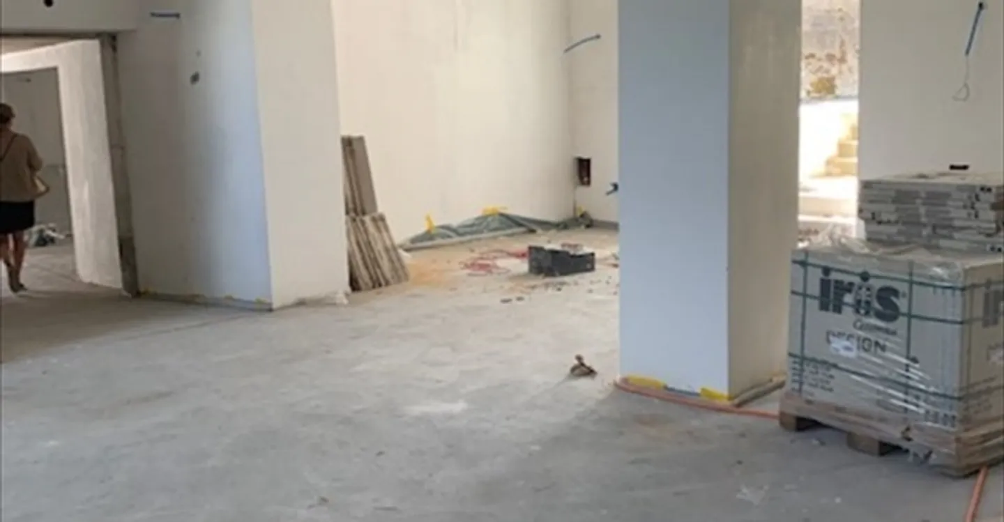 Deposit - Photo 2 of 4