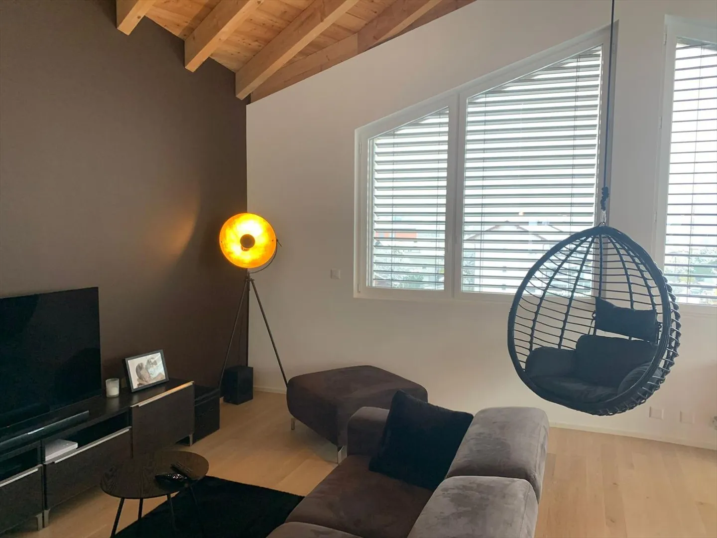 Attico con terrazza 4,5 stanze a Conthey come nuovo - Foto 3 di 9